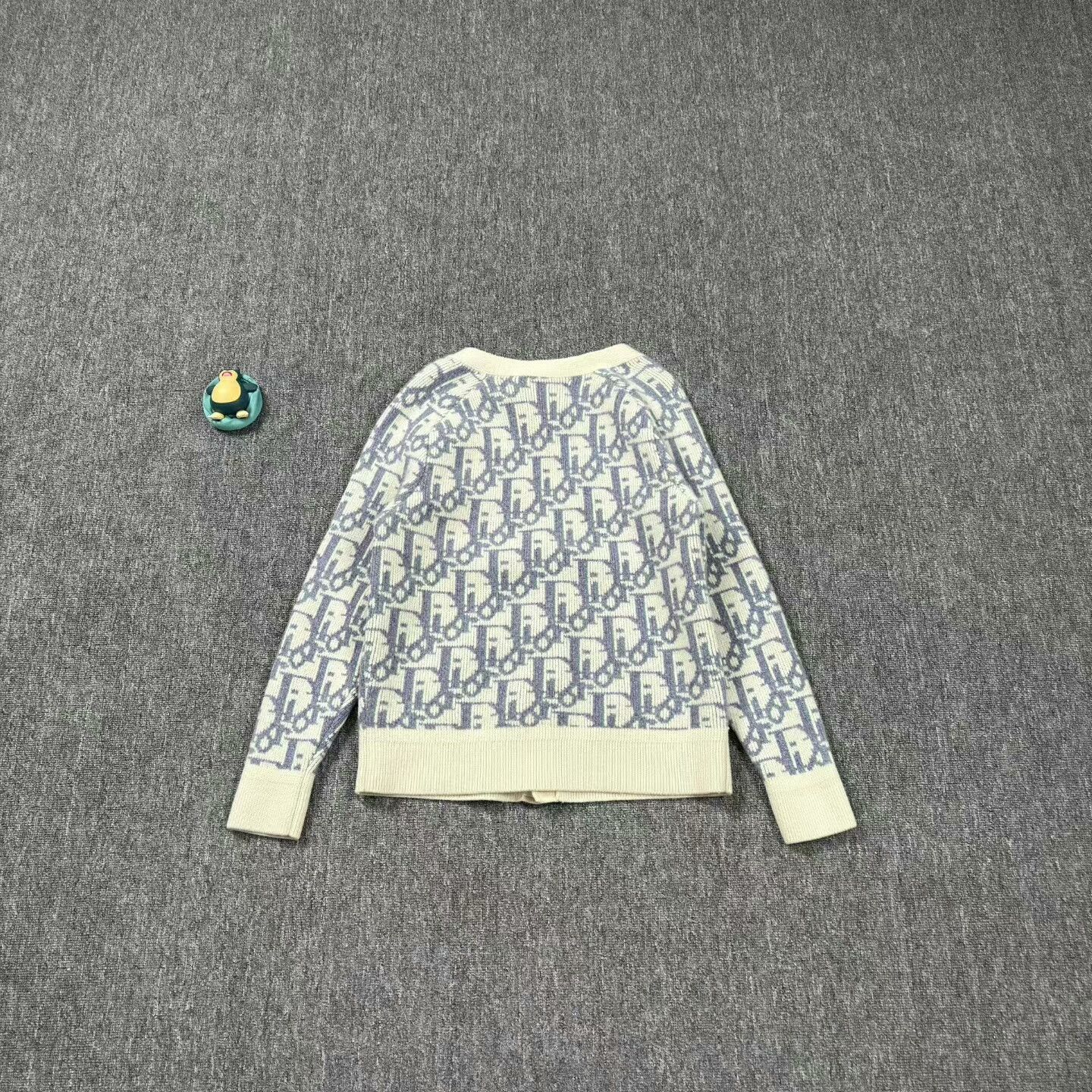 Dior dior white blue wool cardigan size m Size US M / EU 48-50 / 2 - 2 Thumbnail