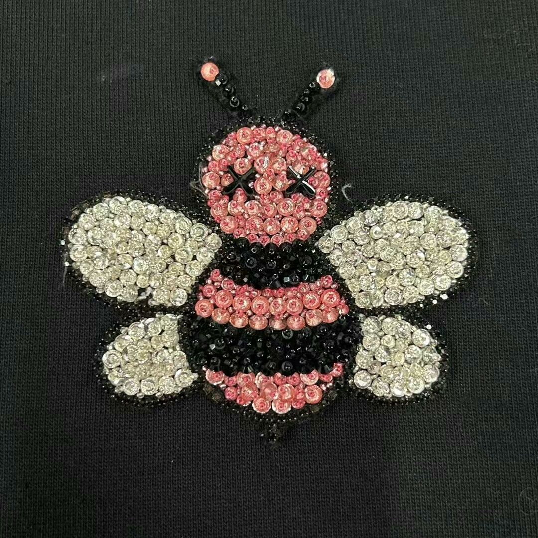Dior dior kaws rhinestone bee sweatshirt size medium Size US M / EU 48-50 / 2 - 3 Thumbnail
