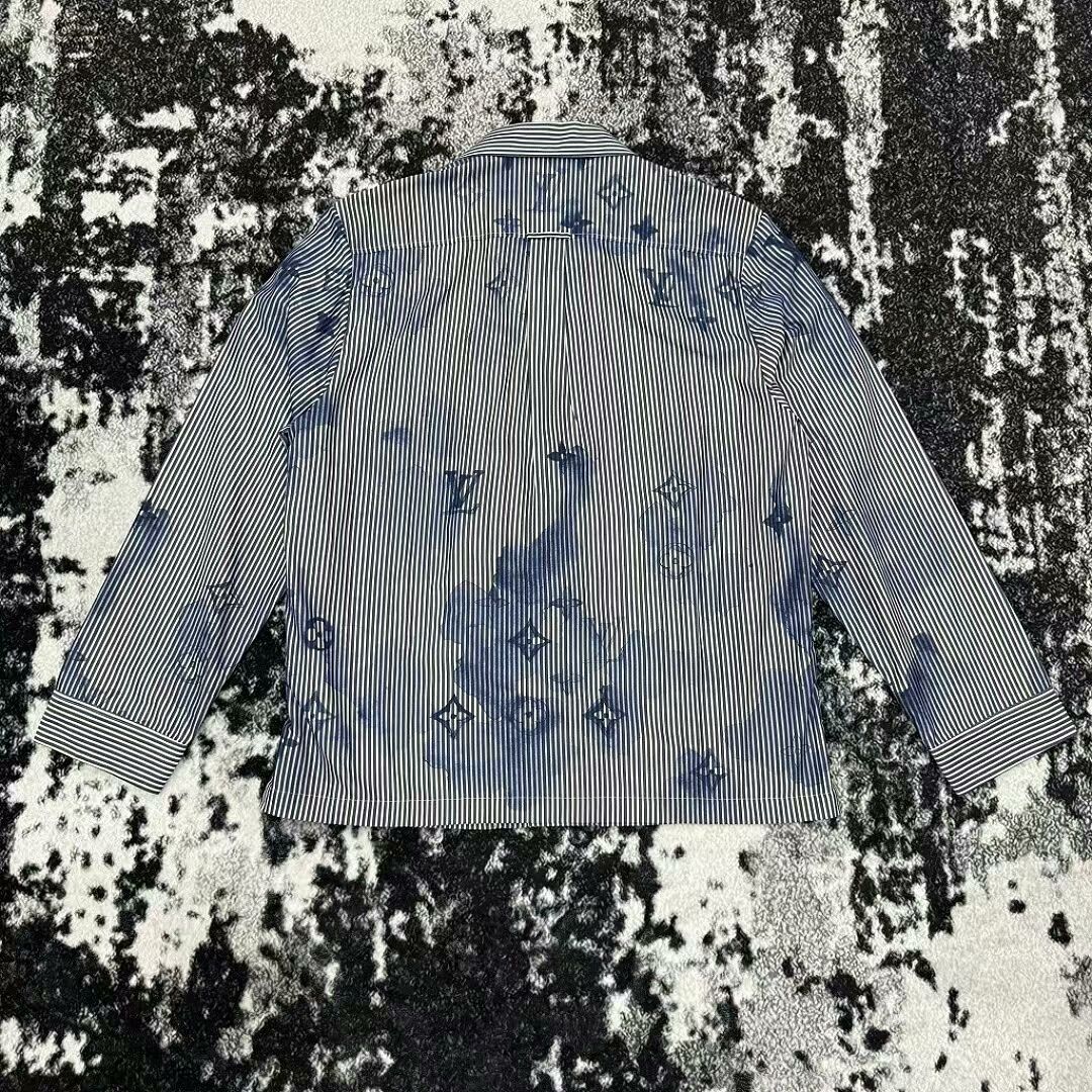 Louis Vuitton louis vuitton long sleeve printed shirt Size US M / EU 48-50 / 2 - 3 Thumbnail