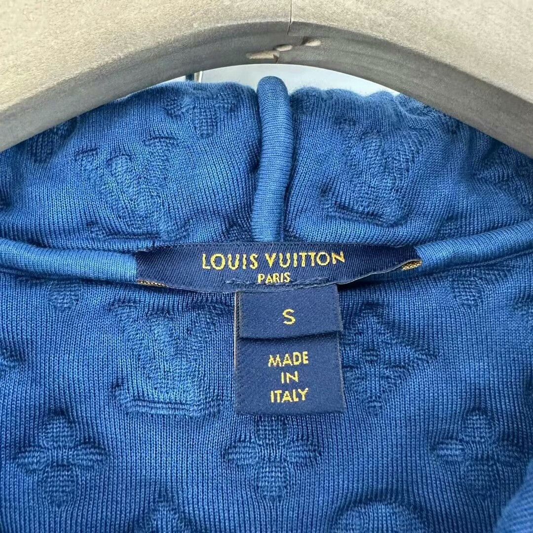 Louis Vuitton louis vuitton blue patterned jacket size s Size US S / EU 44-46 / 1 - 3 Thumbnail