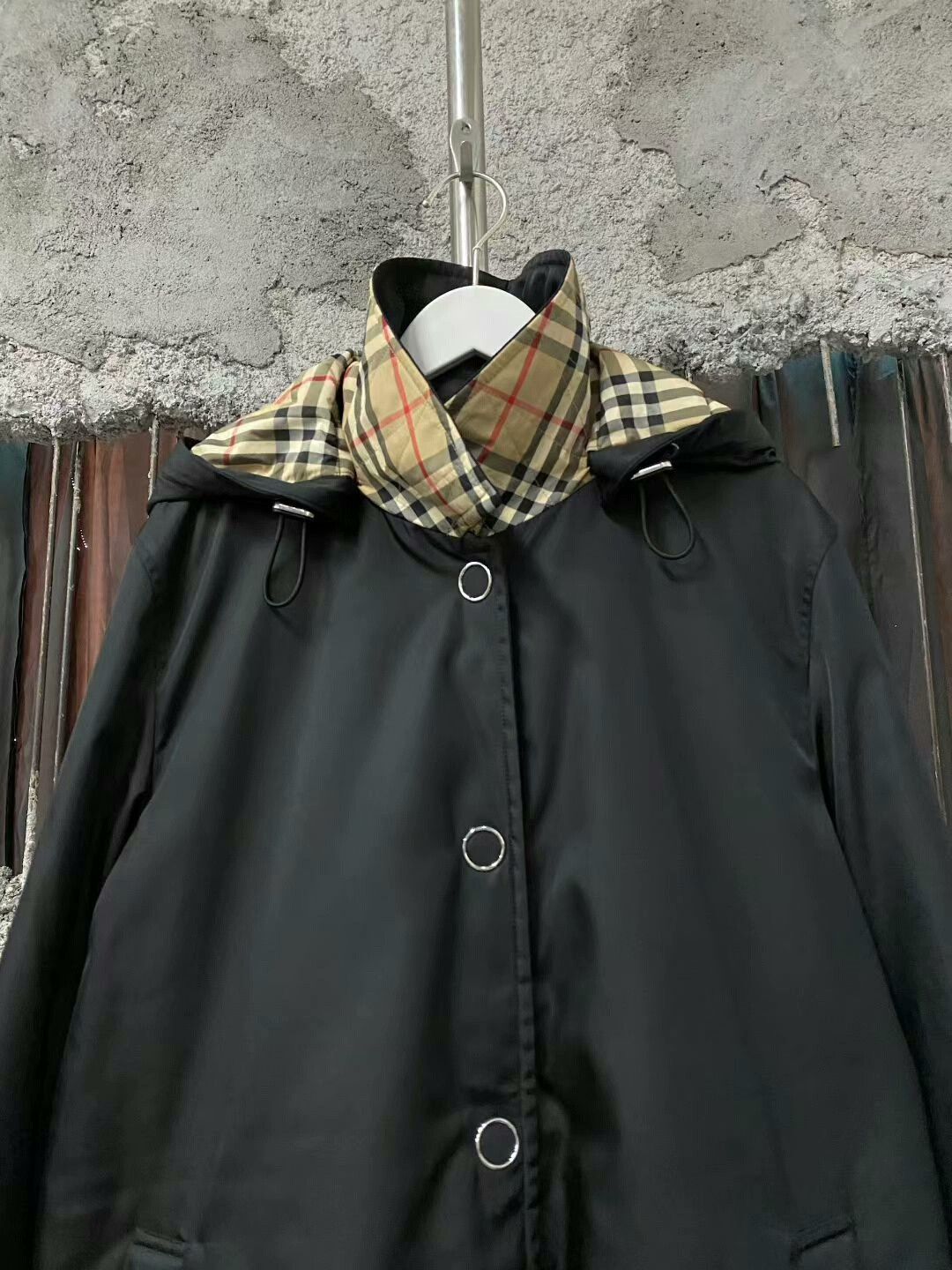Burberry burberry nylon trench coat in black Size US M / EU 48-50 / 2 - 3 Thumbnail
