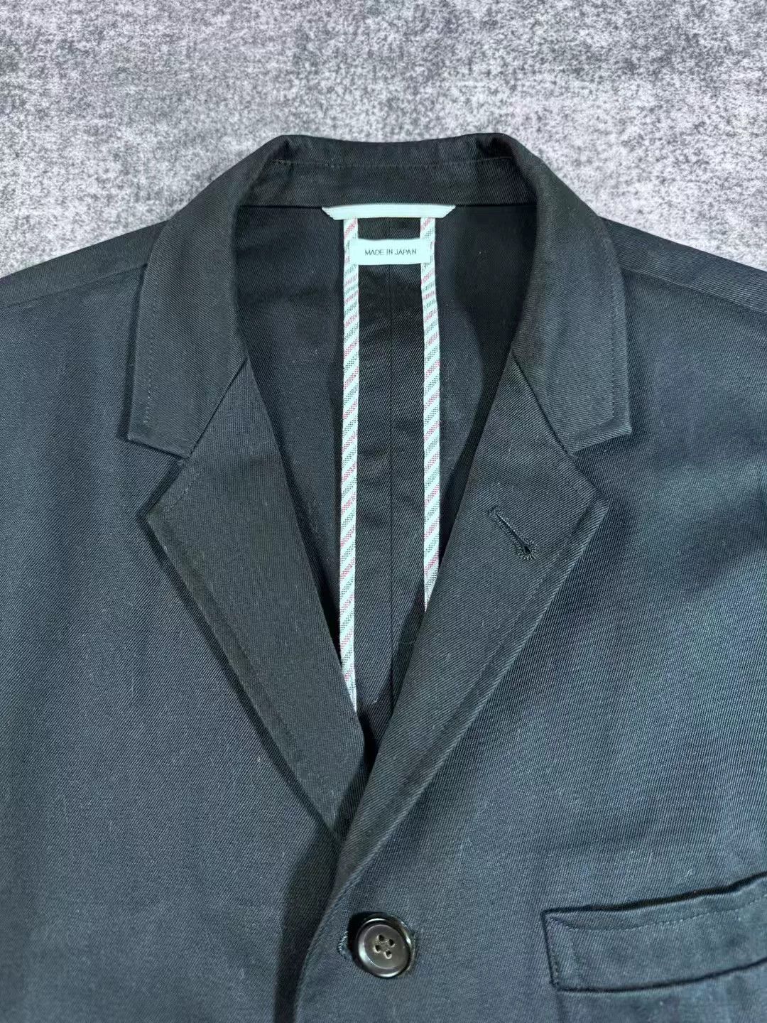 Thom Browne thom browne navy suit with sleeve tag Size US M / EU 48-50 / 2 - 5 Thumbnail
