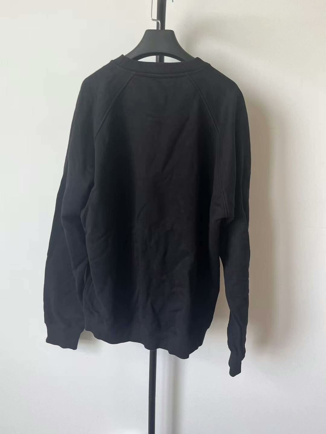 Prada prada black logo crewneck sweatshirt unisex Size US XL / EU 56 / 4 - 2 Thumbnail
