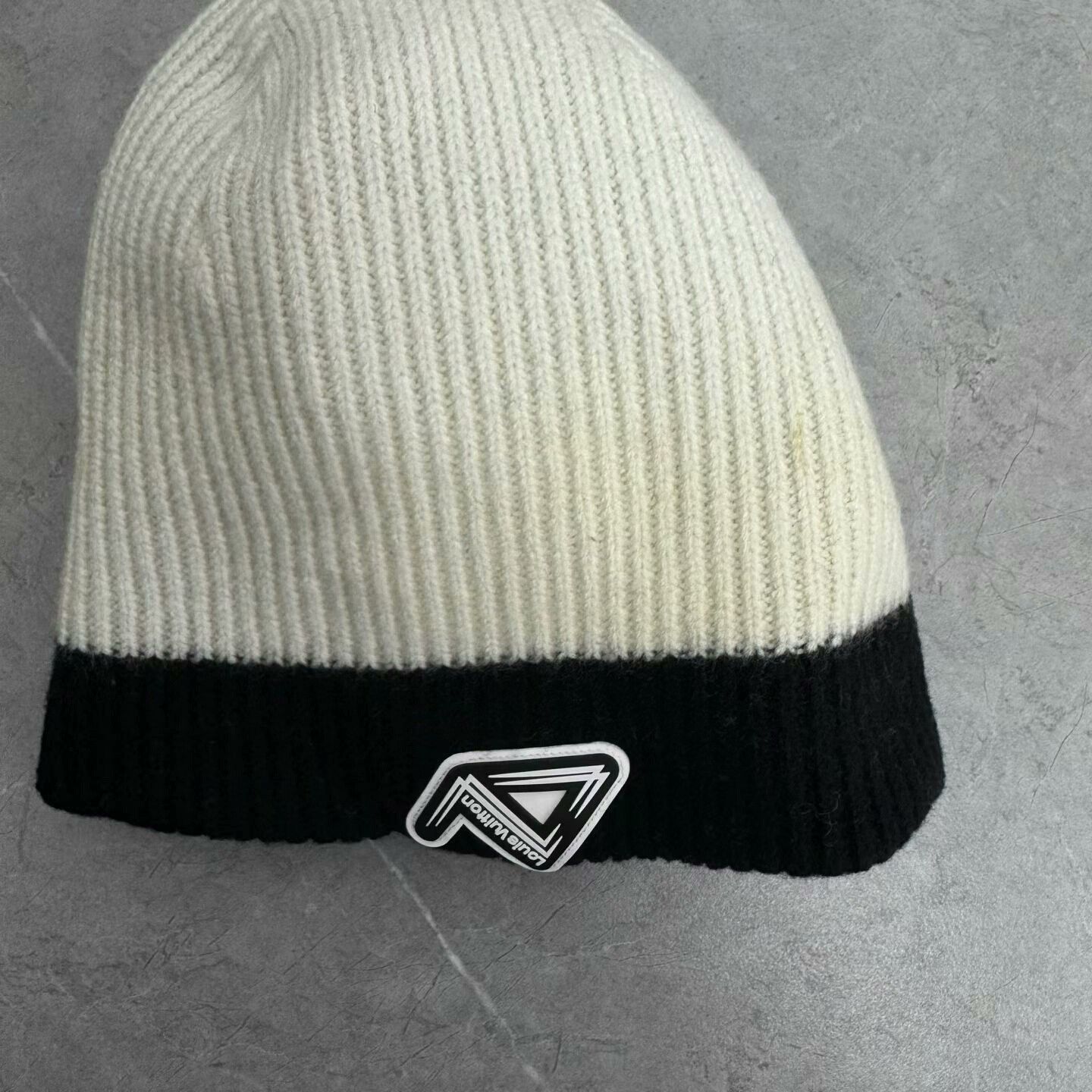 Louis Vuitton louis vuitton ice ski series beanie hat Size ONE SIZE - 2 Thumbnail