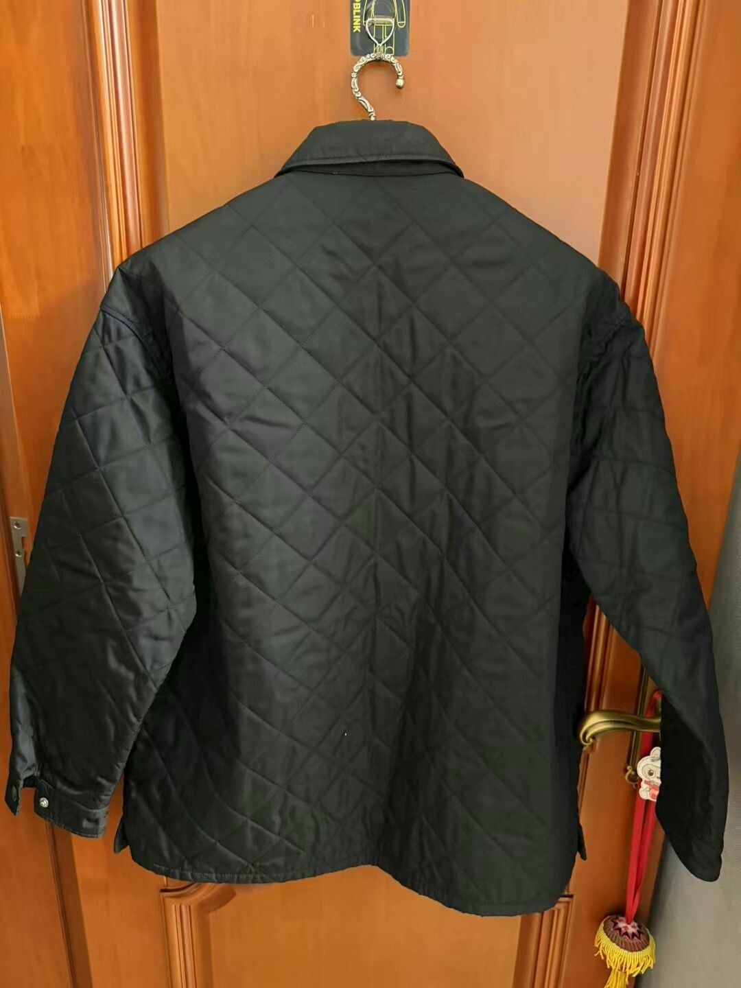 Prada prada black triangle logo quilted jacket Size S / US 4 / IT 40 - 3 Thumbnail