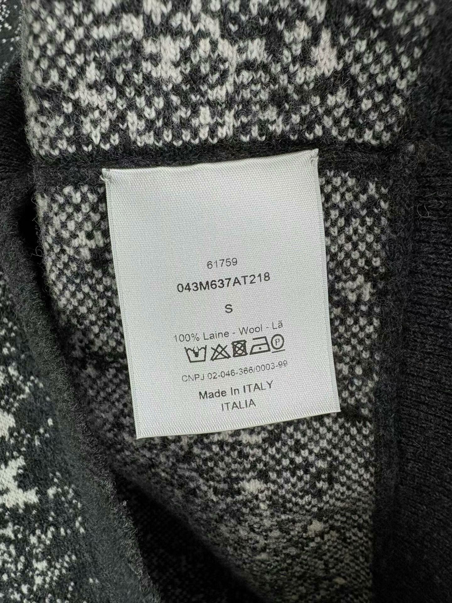 Dior dior wool sweater with snowflake design Size S / US 4 / IT 40 - 5 Thumbnail