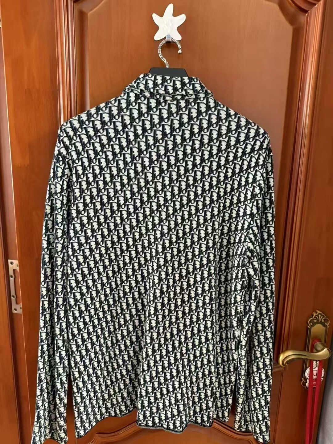 Dior dior full logo shirt with tag L size Size US L / EU 52-54 / 3 - 3 Thumbnail