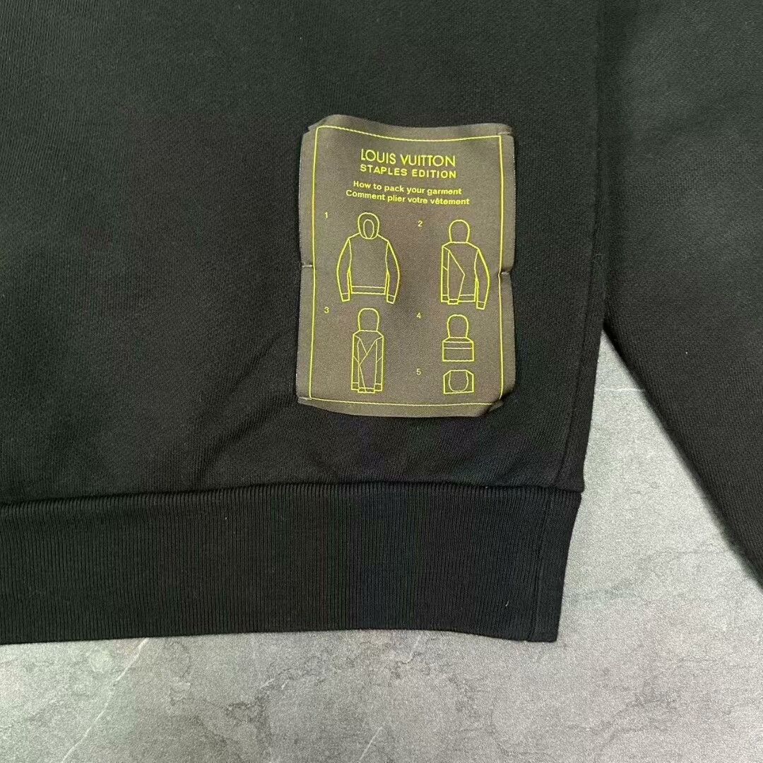 Louis Vuitton louis vuitton black hoodie size L Size US L / EU 52-54 / 3 - 5 Thumbnail