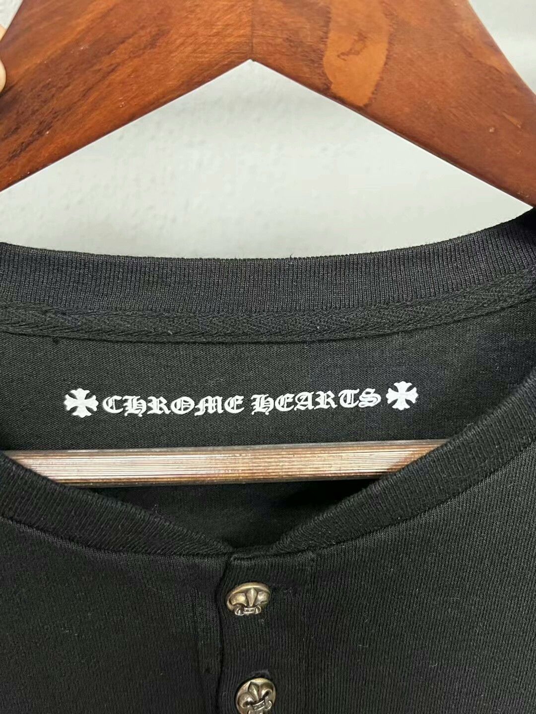 Chrome Hearts chrome hearts silver buckle polo shirt Size US L / EU 52-54 / 3 - 3 Thumbnail