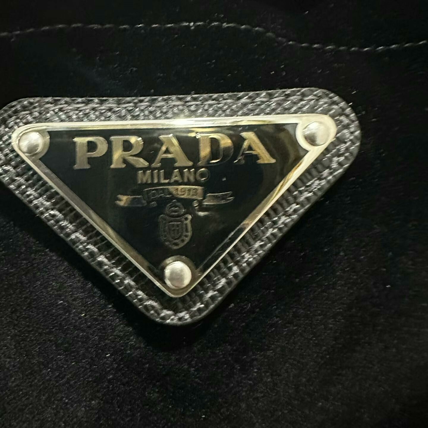 Prada prada velvet logo shirt jacket size s Size US S / EU 44-46 / 1 - 3 Thumbnail