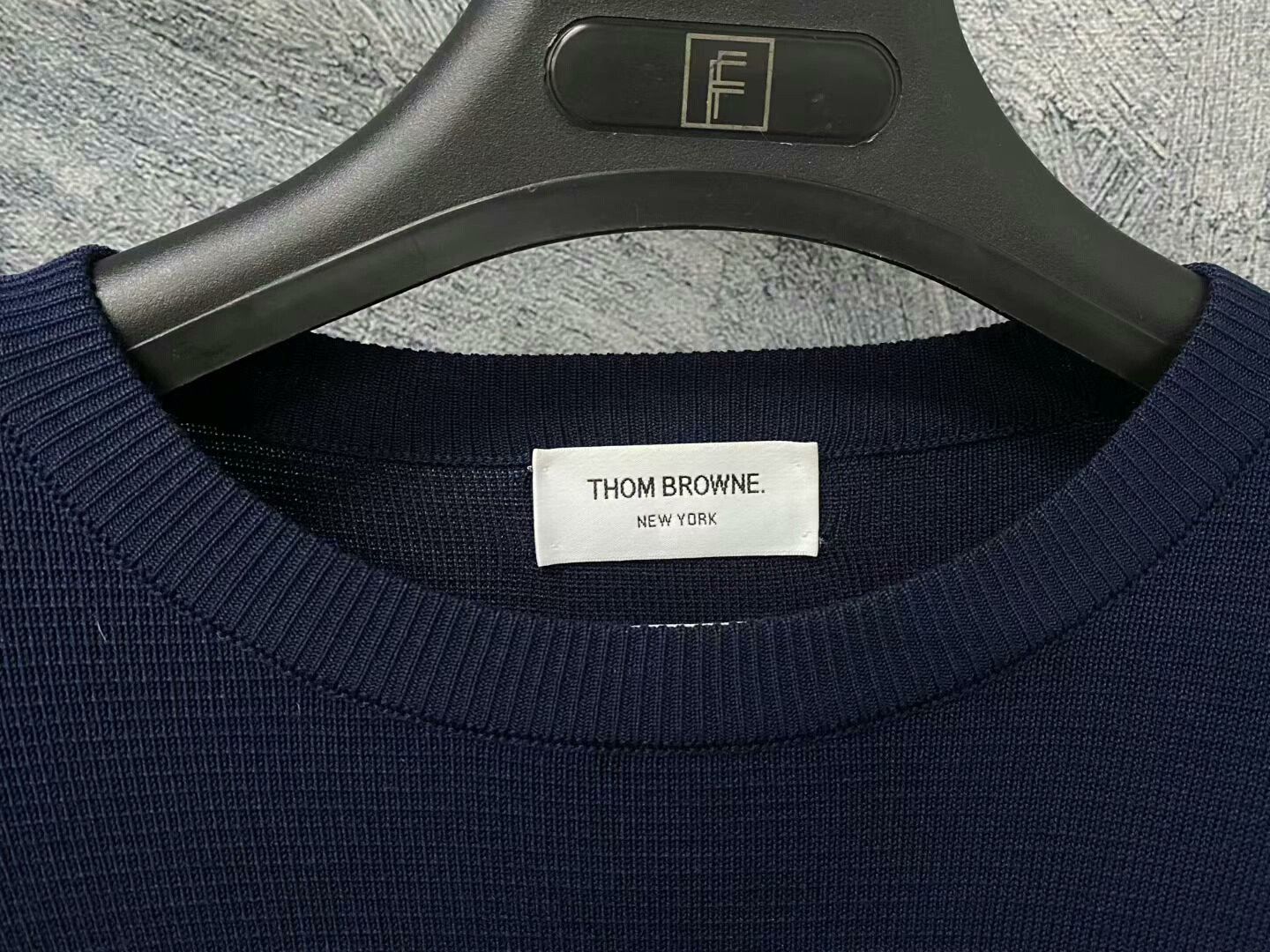 Thom Browne thom browne classic navy crewneck sweater Size XL / US 12-14 / IT 48-50 - 3 Thumbnail