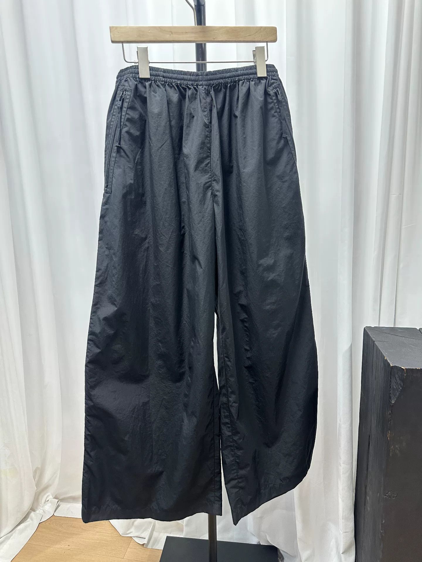 Acne Studios Acne Studios Black Wide-Leg Athletic Pants Size US 31 - 2 Thumbnail