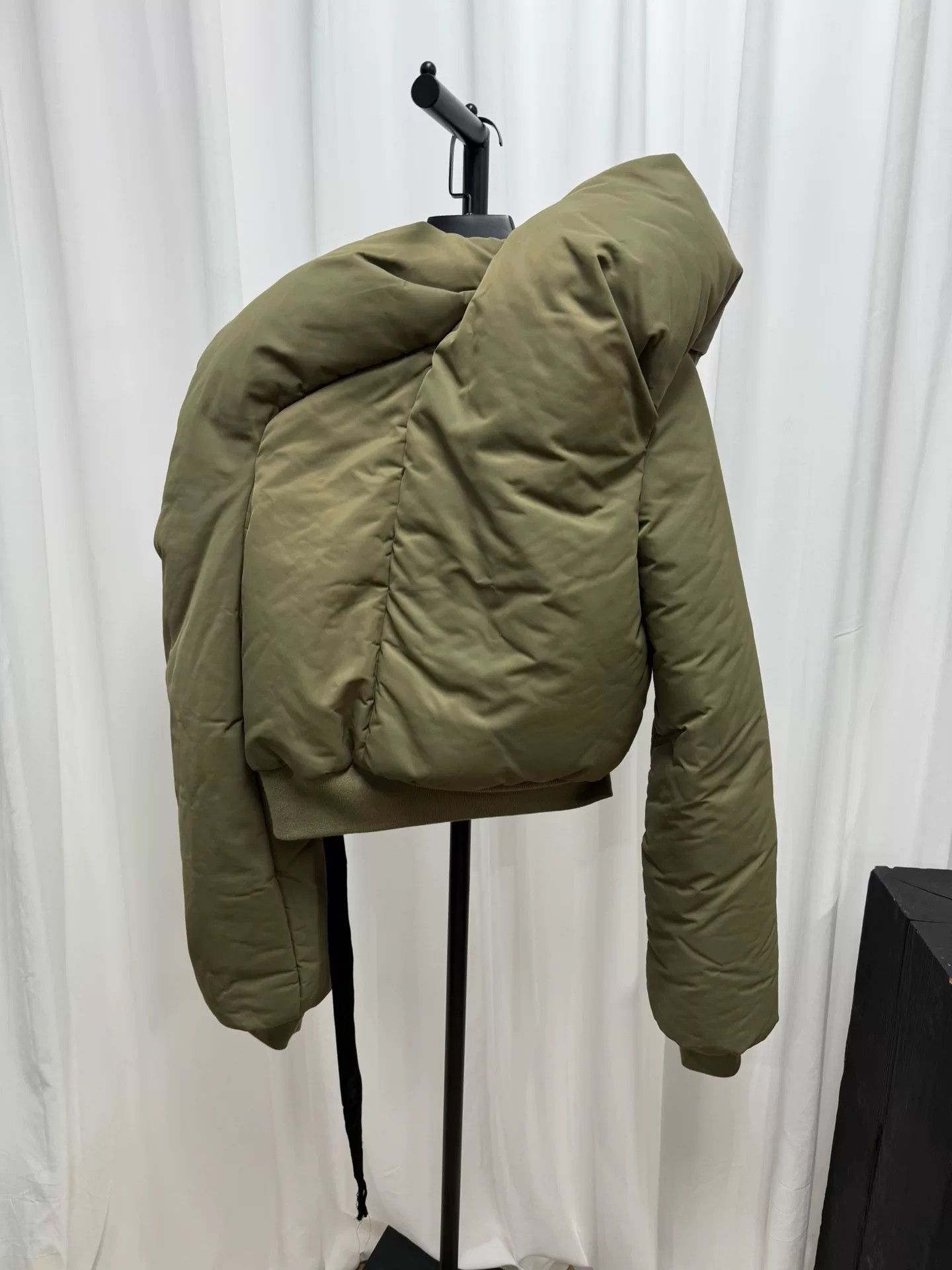 Rick Owens unique oversized bomber in olive green Size US S / EU 44-46 / 1 - 3 Thumbnail