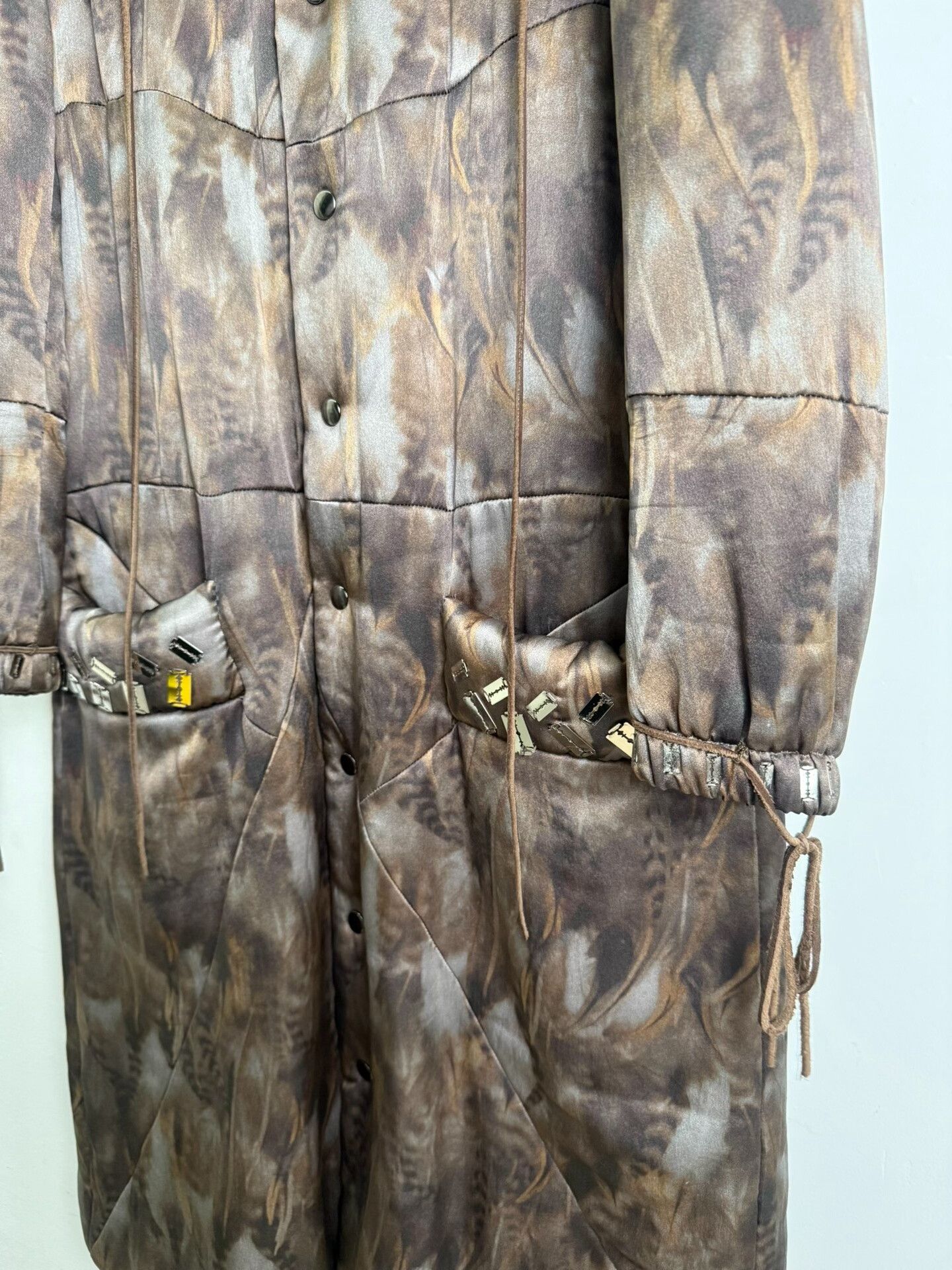 Comme des Garcons undercover silk knife decoration coat Size US M / EU 48-50 / 2 - 5 Thumbnail