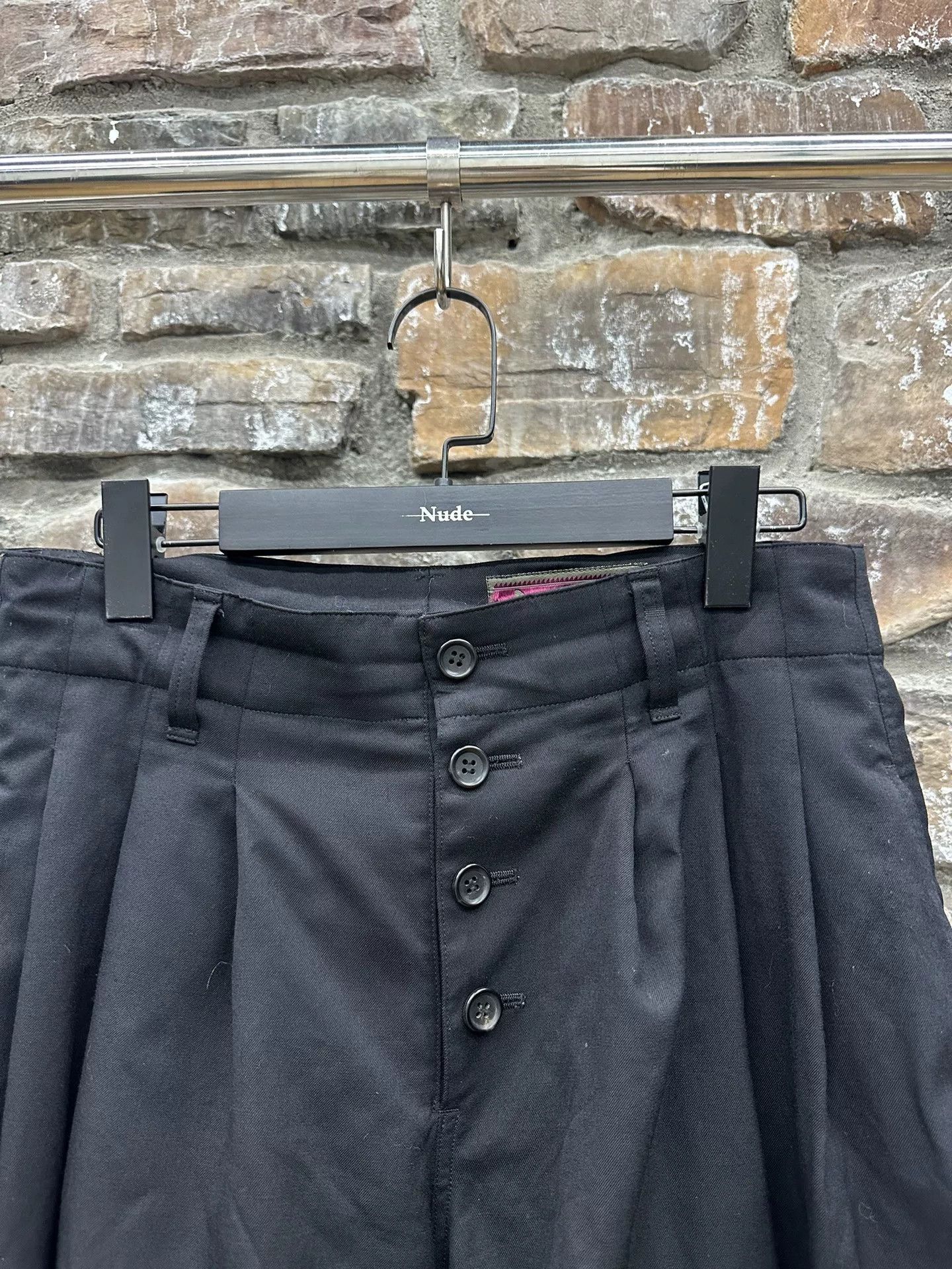 Comme des Garcons oversized black wool shorts size XS Size US 27 - 2 Thumbnail