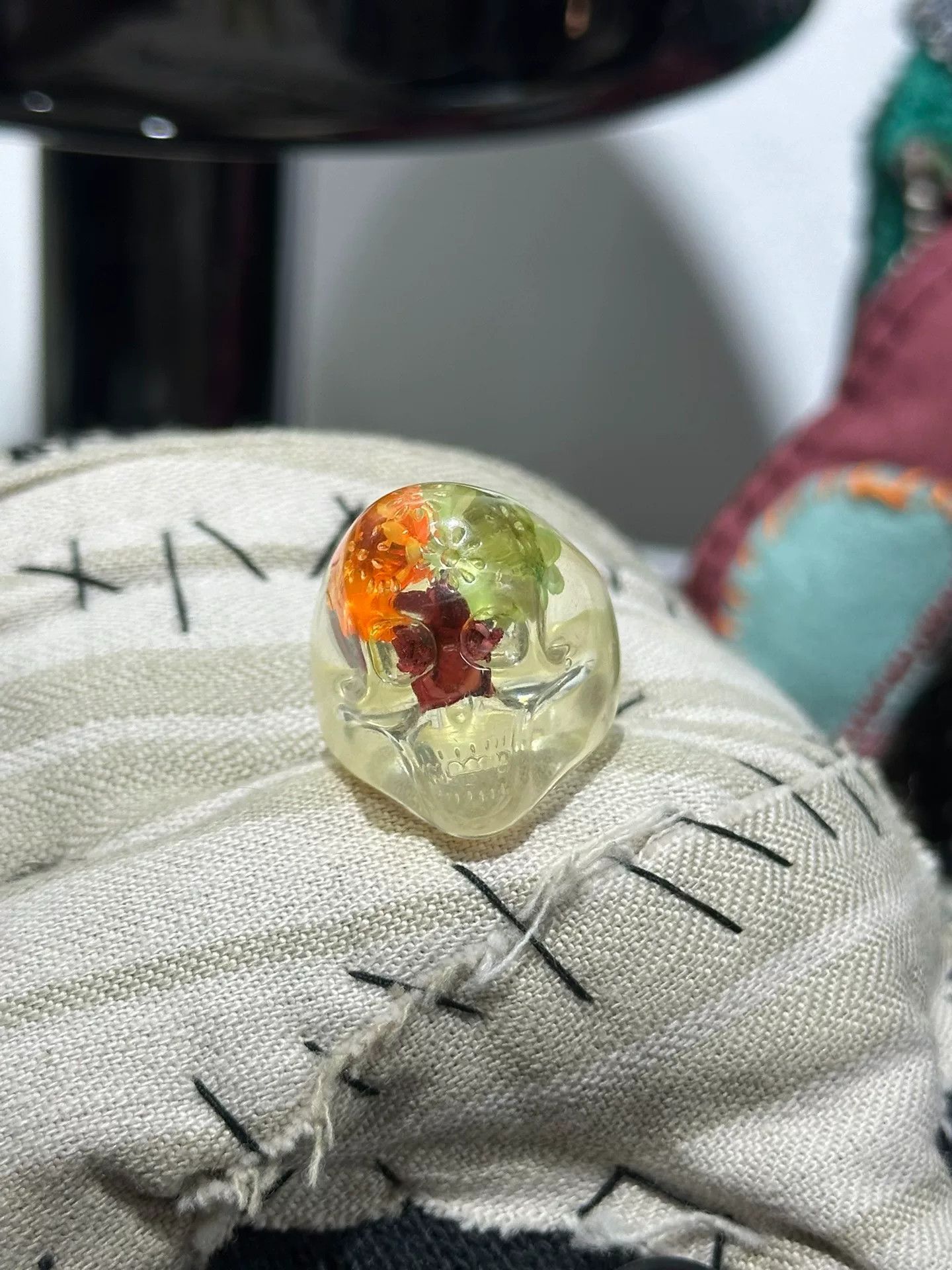 Comme des Garcons beautiful resin skull ring 15 size Size ONE SIZE - 2 Thumbnail