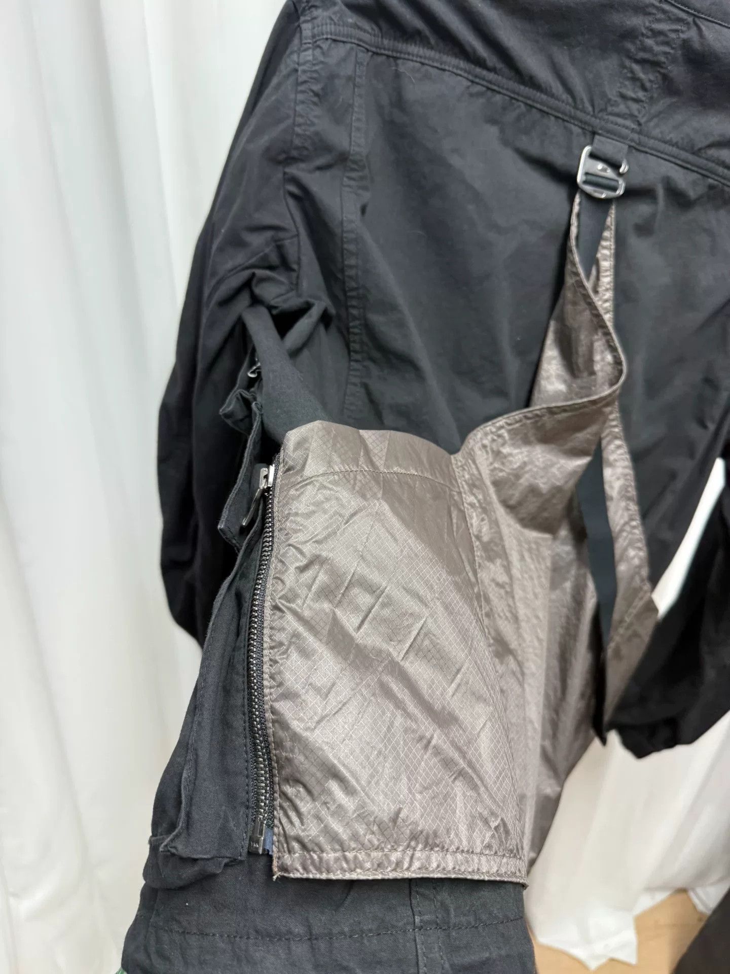 Comme des Garcons avant-garde four-pocket nylon vest jacket Size US M / EU 48-50 / 2 - 5 Thumbnail