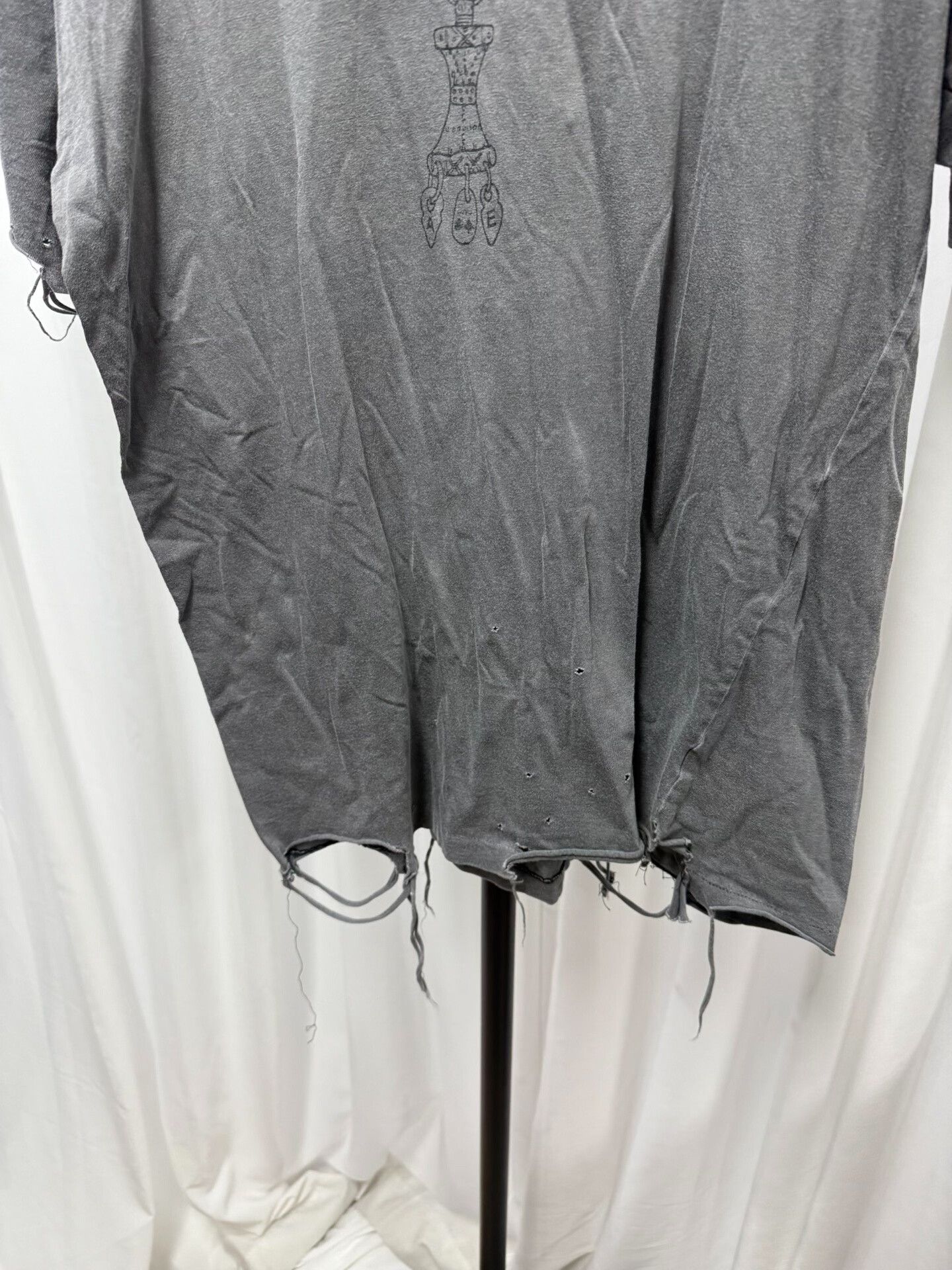 Comme des Garcons undercovers short sleeve distressed t-shirt Size US M / EU 48-50 / 2 - 3 Thumbnail
