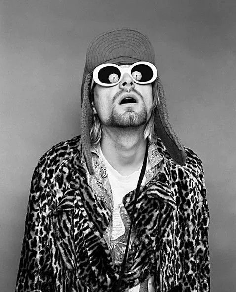 Comme des Garcons kurt cobain foldable sunglasses Size ONE SIZE - 8 Thumbnail