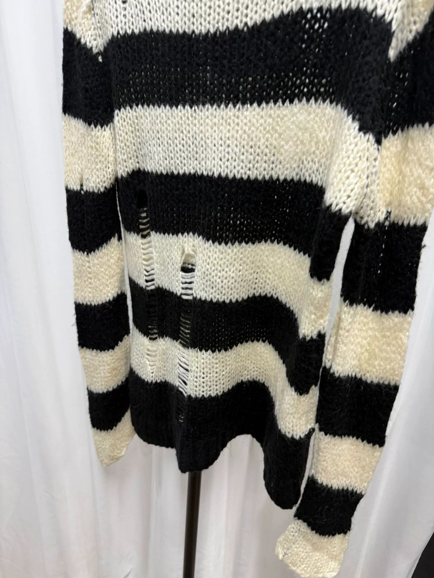 Ann Demeulemeester striped black and white sweater by ann demeulemeester Size US M / EU 48-50 / 2 - 5 Thumbnail