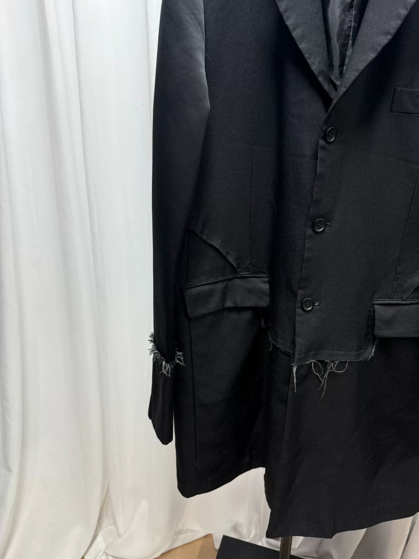 Comme des Garcons comme des garcons black silk coat Size US XL / EU 56 / 4 - 5 Thumbnail