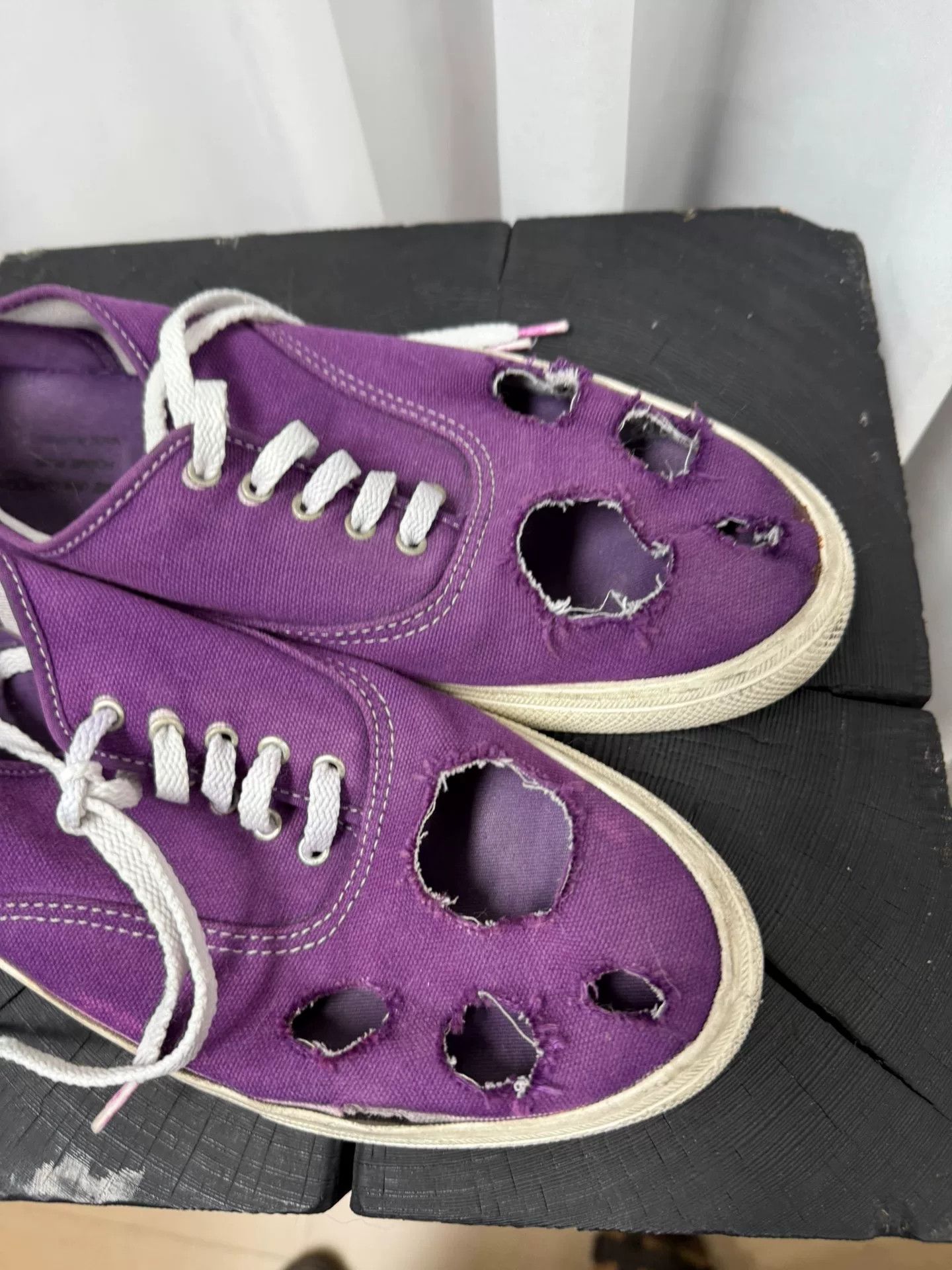 Comme des Garcons comme des garcons purple hole sneakers Size US 8.5 / EU 41-42 - 3 Thumbnail