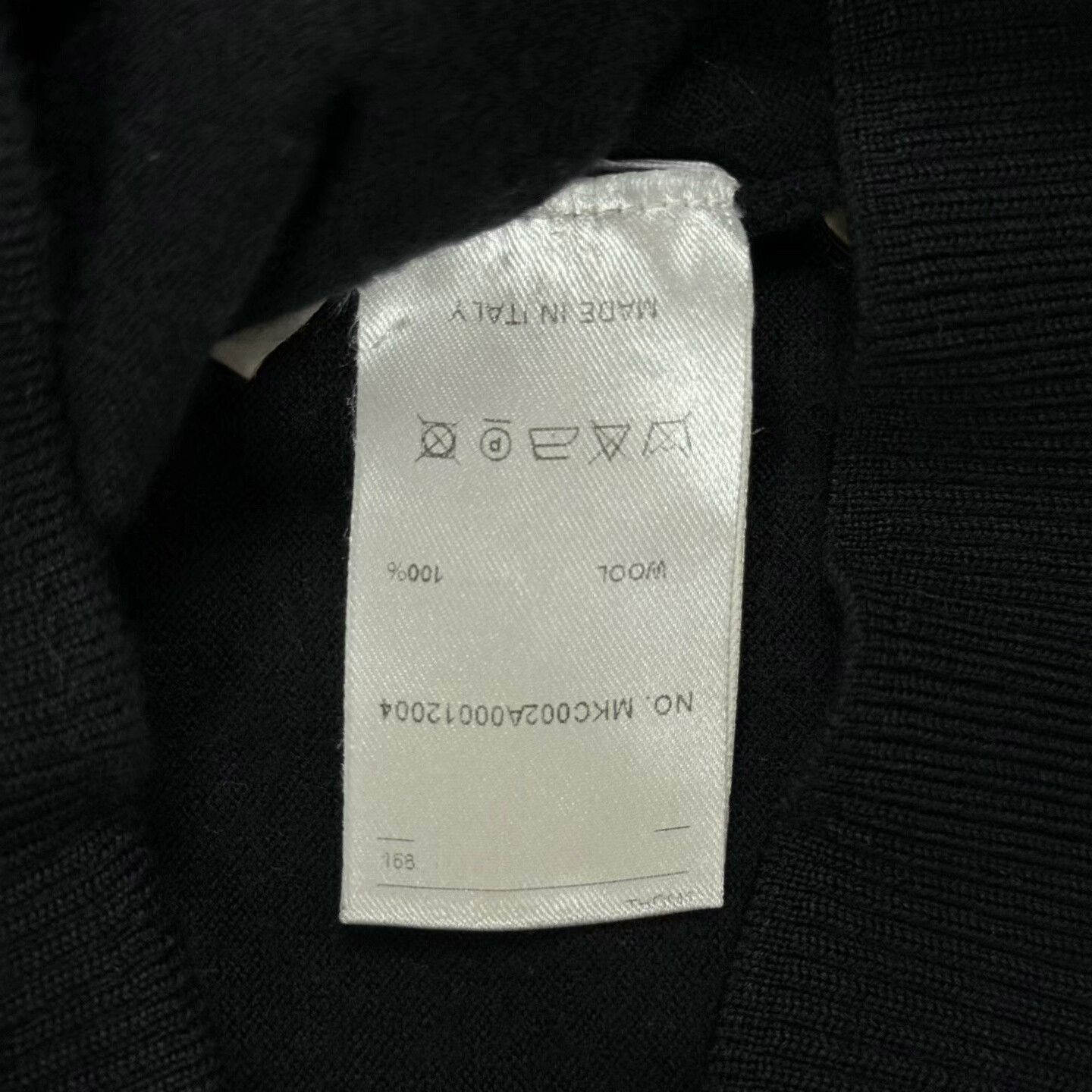 Thom Browne thom browne black wool v-neck cardigan Size US S / EU 44-46 / 1 - 5 Thumbnail