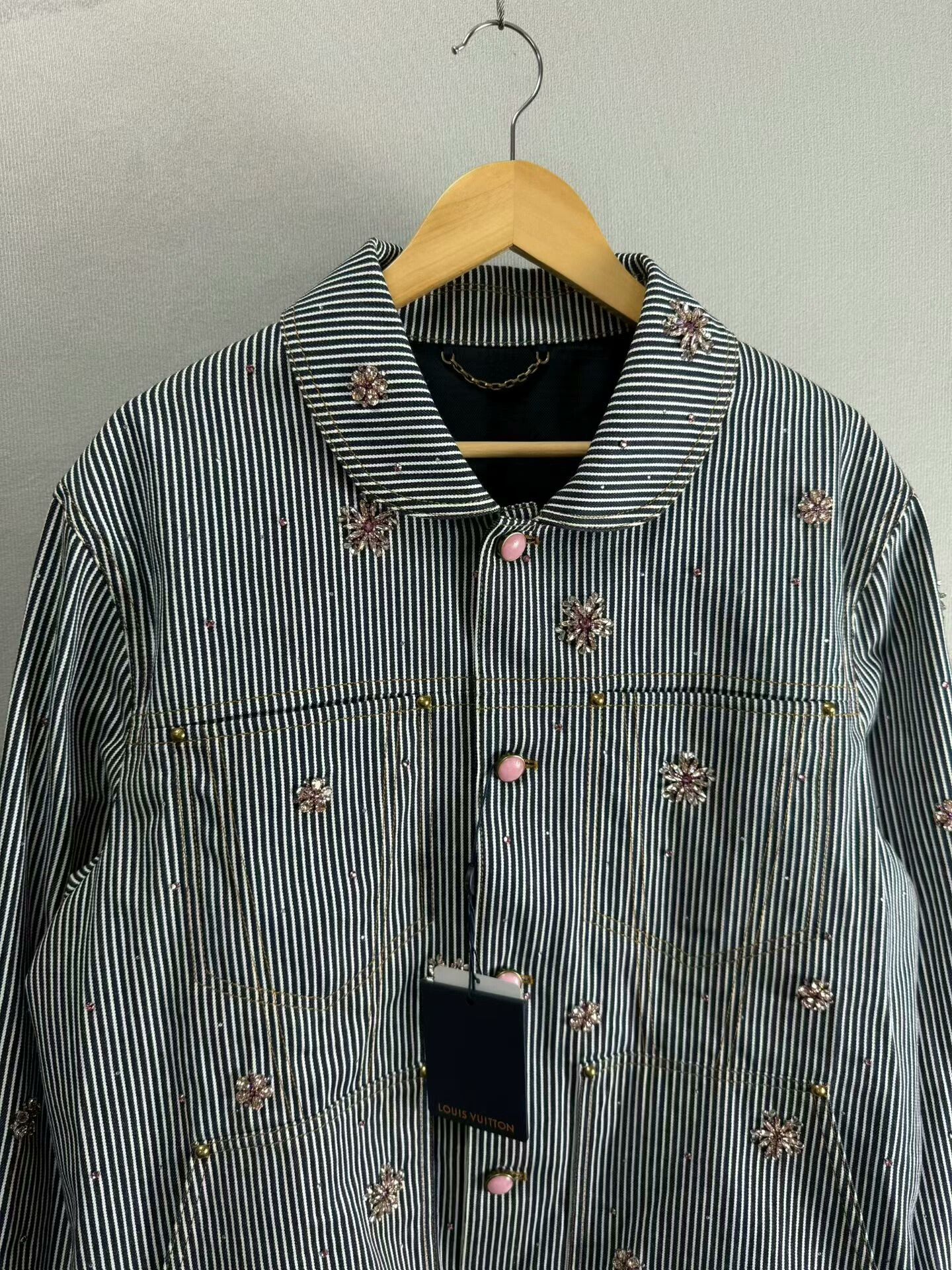 Louis Vuitton louis vuitton striped embroidered denim jacket Size US L / EU 52-54 / 3 - 2 Thumbnail