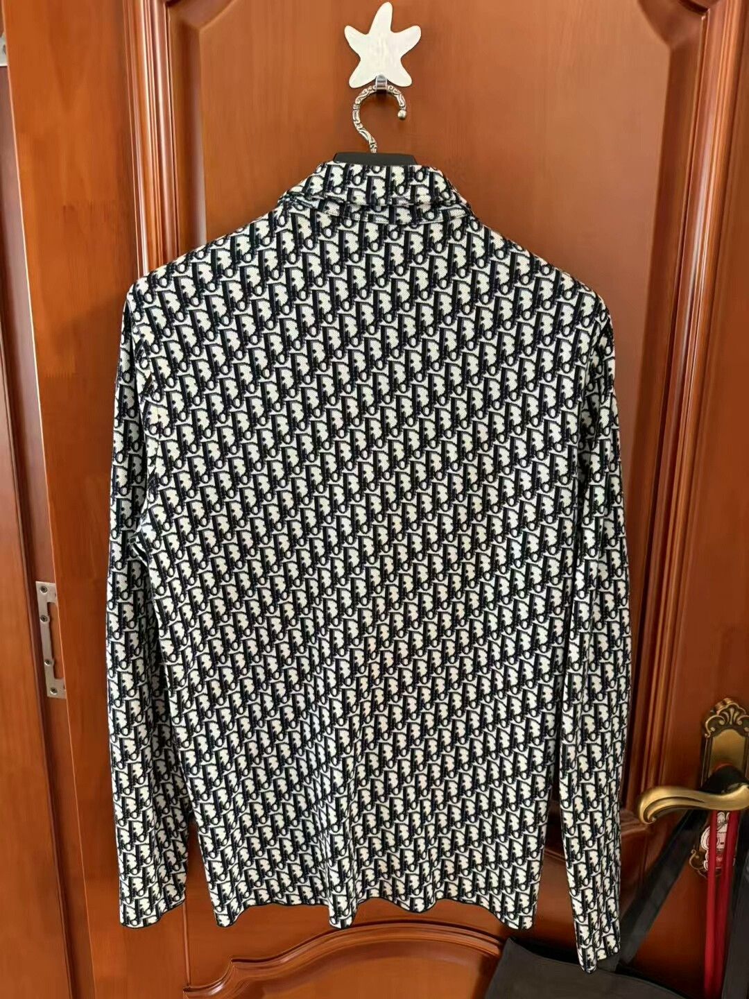 Dior dior logo long sleeve shirt M size Size US M / EU 48-50 / 2 - 2 Thumbnail