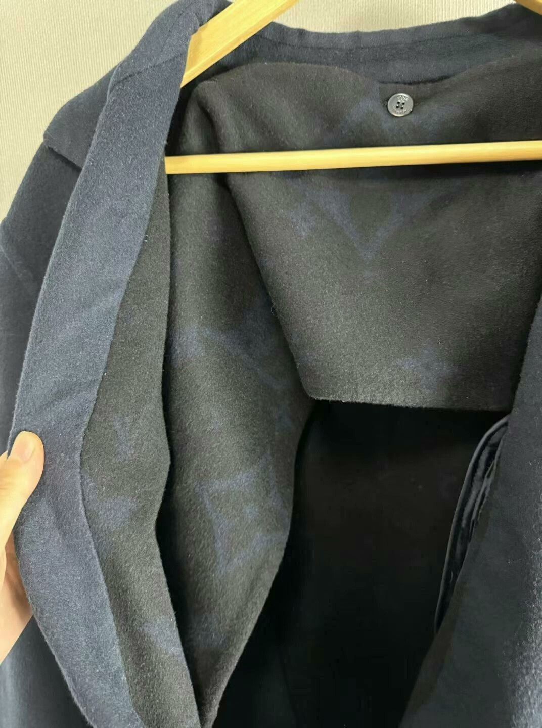 Louis Vuitton Louis Vuitton Blue Cashmere Double-Sided Coat Size US XXL / EU 58 / 5 - 2 Thumbnail