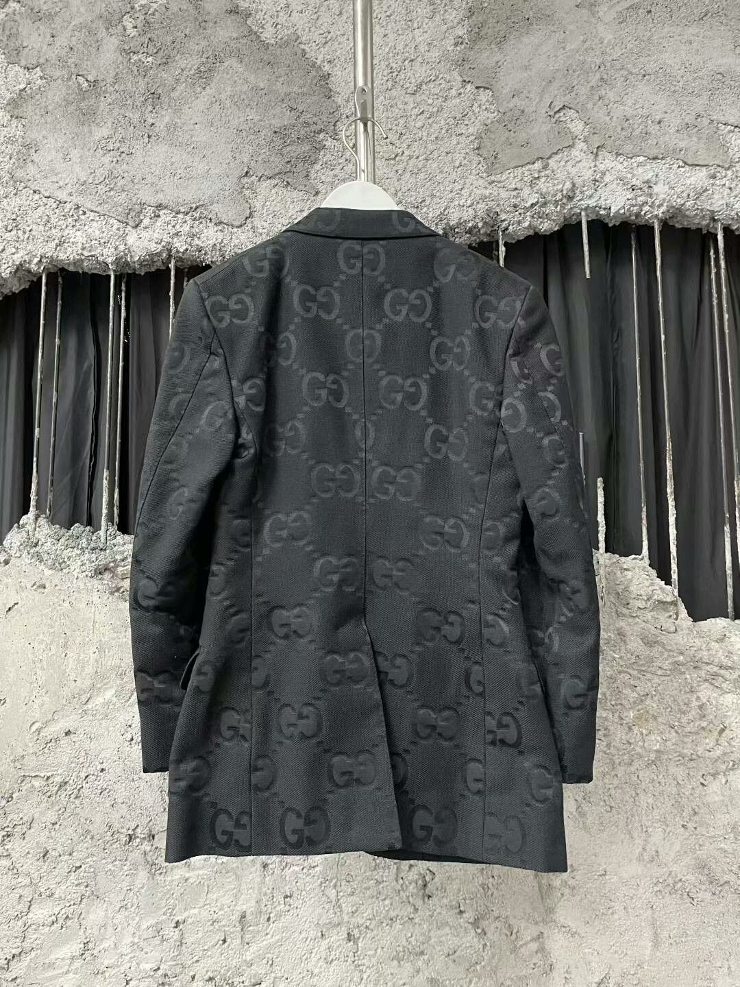 Gucci gucci dark logo suit jacket size 36 Size US S / EU 44-46 / 1 - 2 Thumbnail