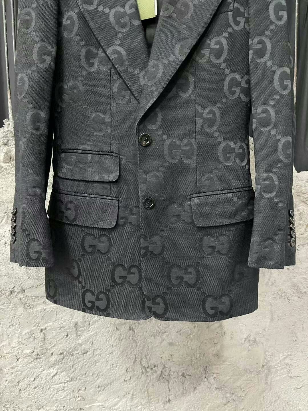 Gucci gucci dark logo suit jacket size 36 Size US S / EU 44-46 / 1 - 4 Thumbnail
