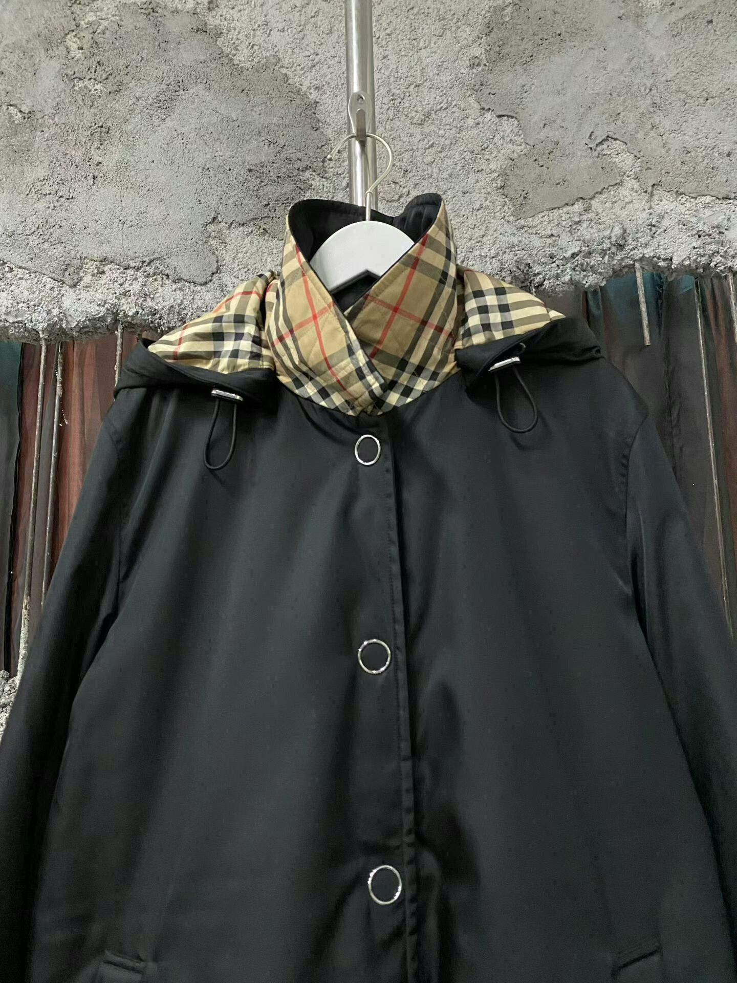 Burberry black nylon trench coat by Burberry Size US M / EU 48-50 / 2 - 3 Thumbnail