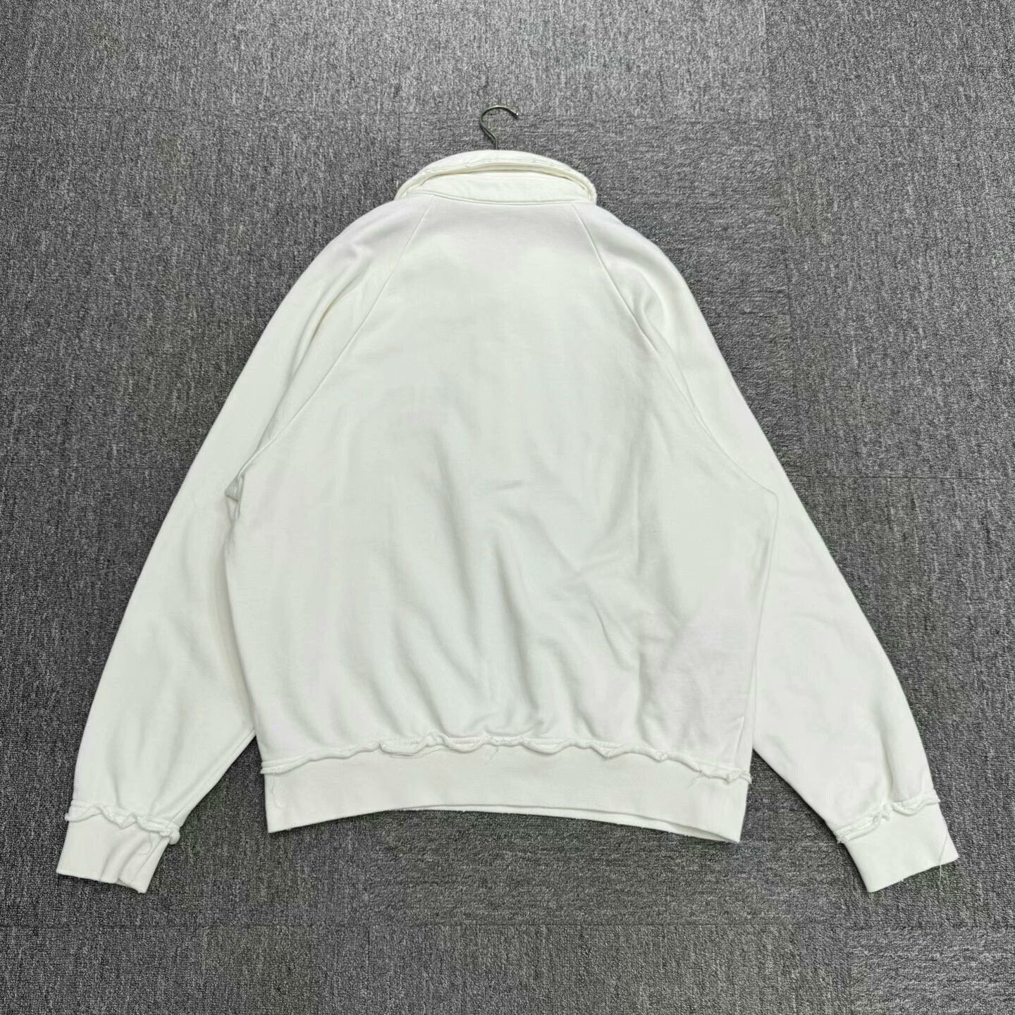 Miu Miu miu miu embroidered collar sweatshirt Size M / US 6-8 / IT 42-44 - 3 Thumbnail