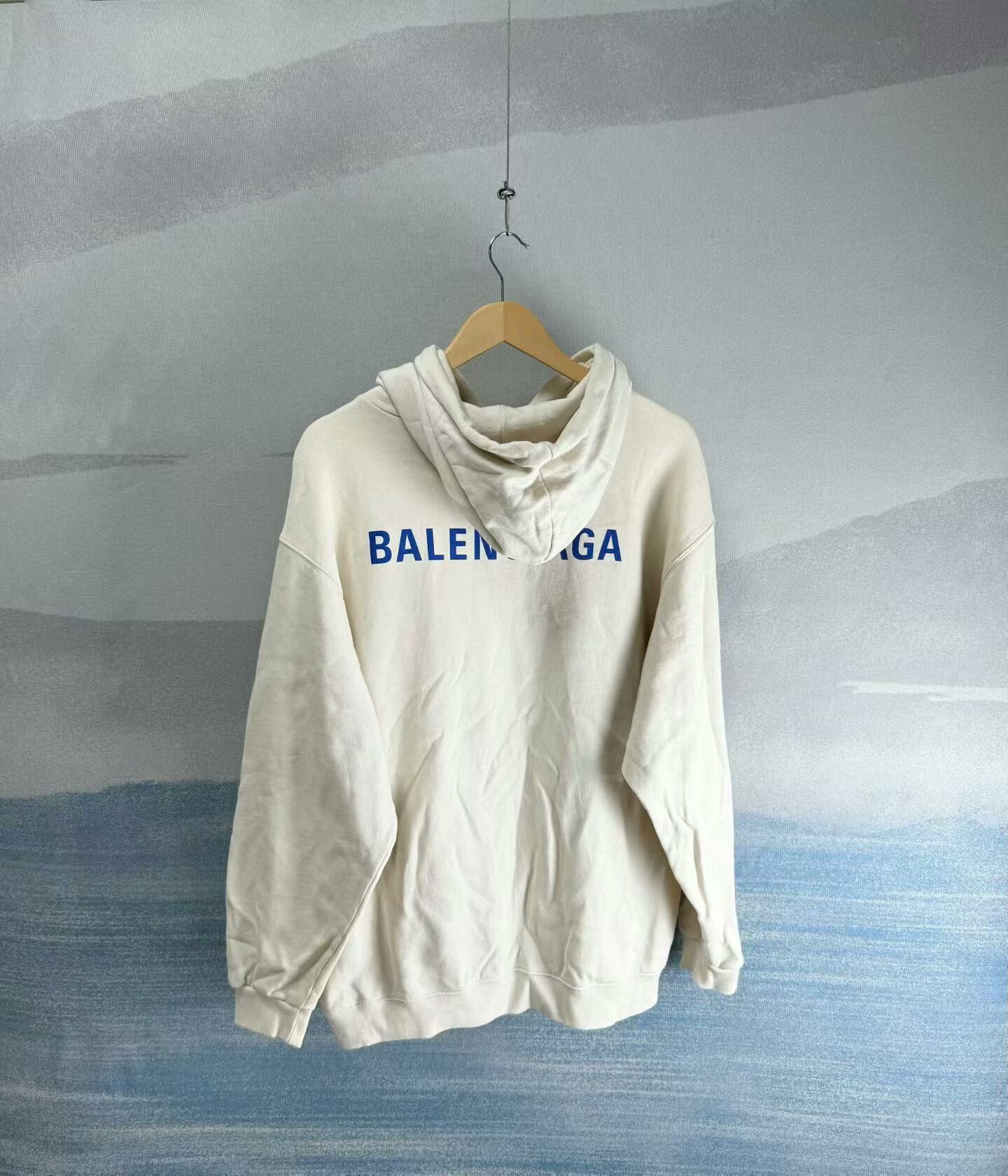 Balenciaga balenciaga logo hoodie in off-white color Size US M / EU 48-50 / 2 - 3 Thumbnail