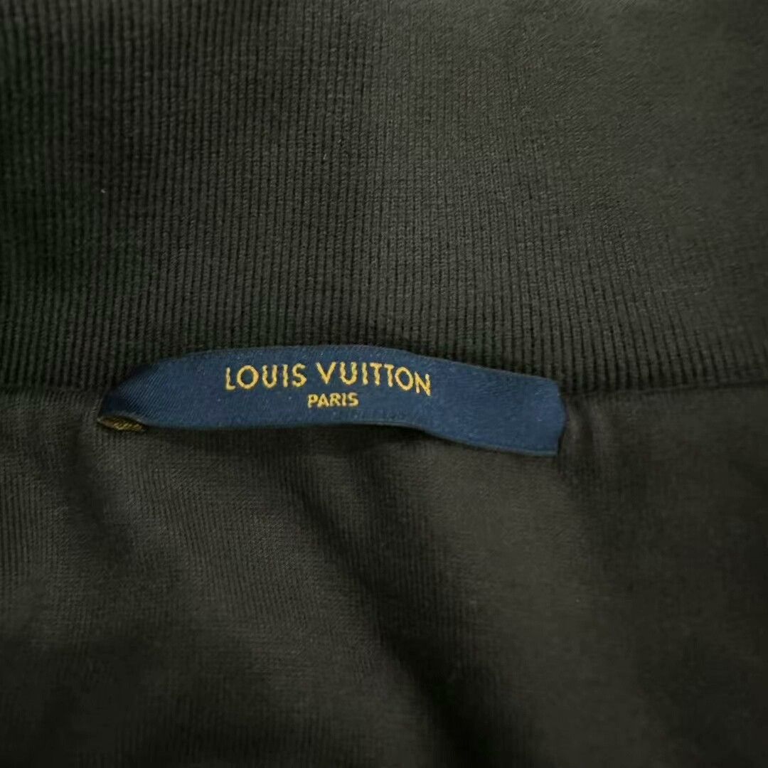Louis Vuitton louis vuitton brown pearl collar jacket Size US XL / EU 56 / 4 - 5 Thumbnail