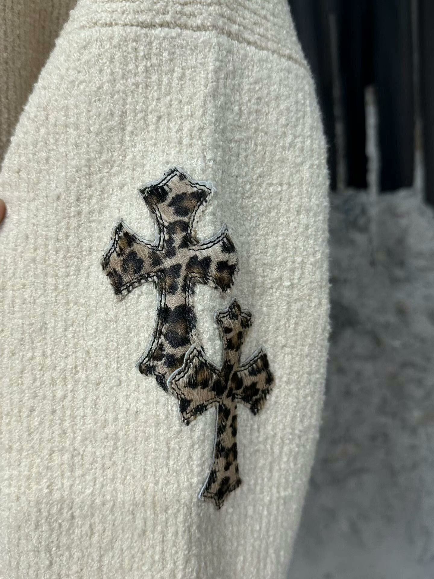 Chrome Hearts chrome hearts leopard print hoodie Size US S / EU 44-46 / 1 - 4 Thumbnail