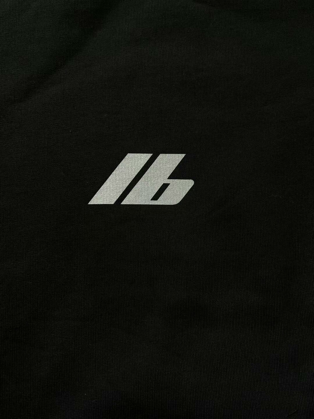 Balenciaga balenciaga logo crewneck sweatshirt for women Size M / US 6-8 / IT 42-44 - 3 Thumbnail