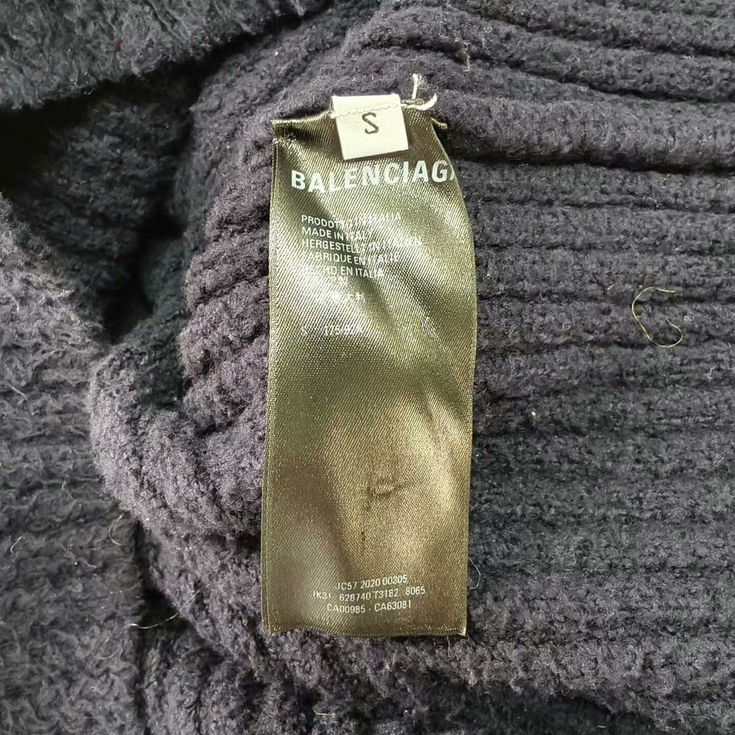 Balenciaga Balenciaga Teddy Wool Sweater Size S Size S / US 4 / IT 40 - 4 Thumbnail