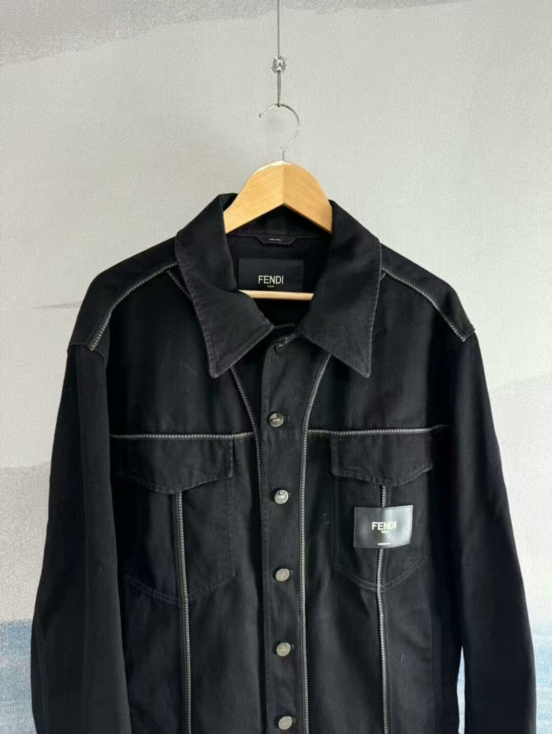 Fendi black denim jacket with leather patch Size US L / EU 52-54 / 3 - 3 Thumbnail