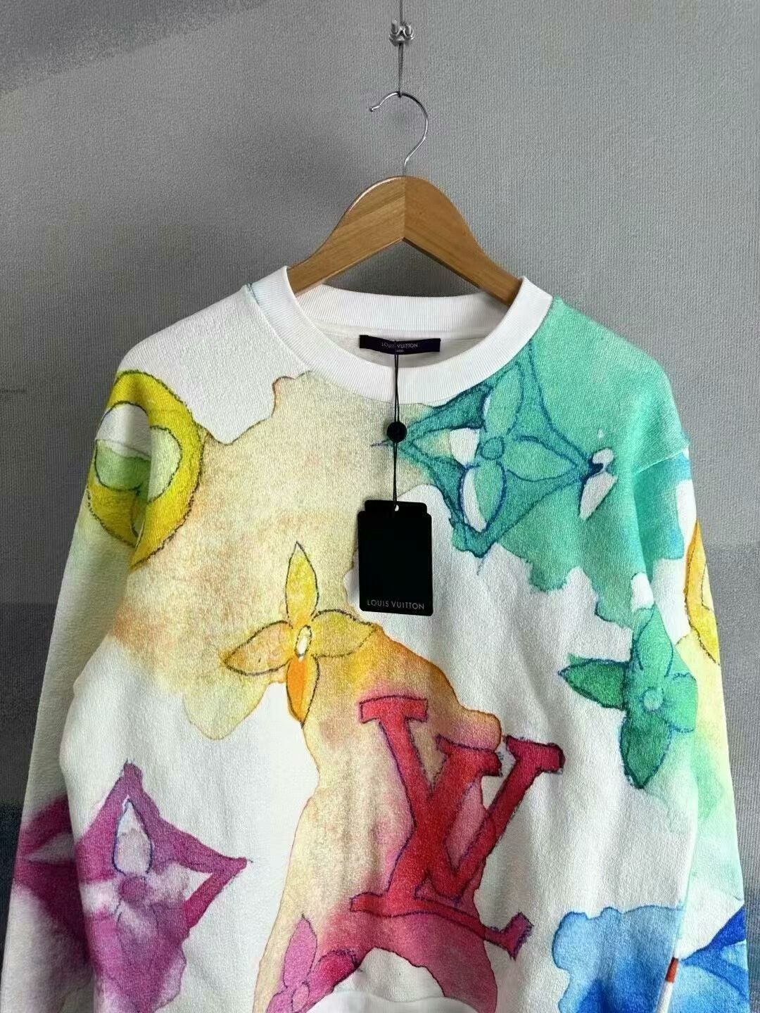 Louis Vuitton Louis Vuitton Watercolor Print Sweatshirt Large Size US L / EU 52-54 / 3 - 2 Thumbnail