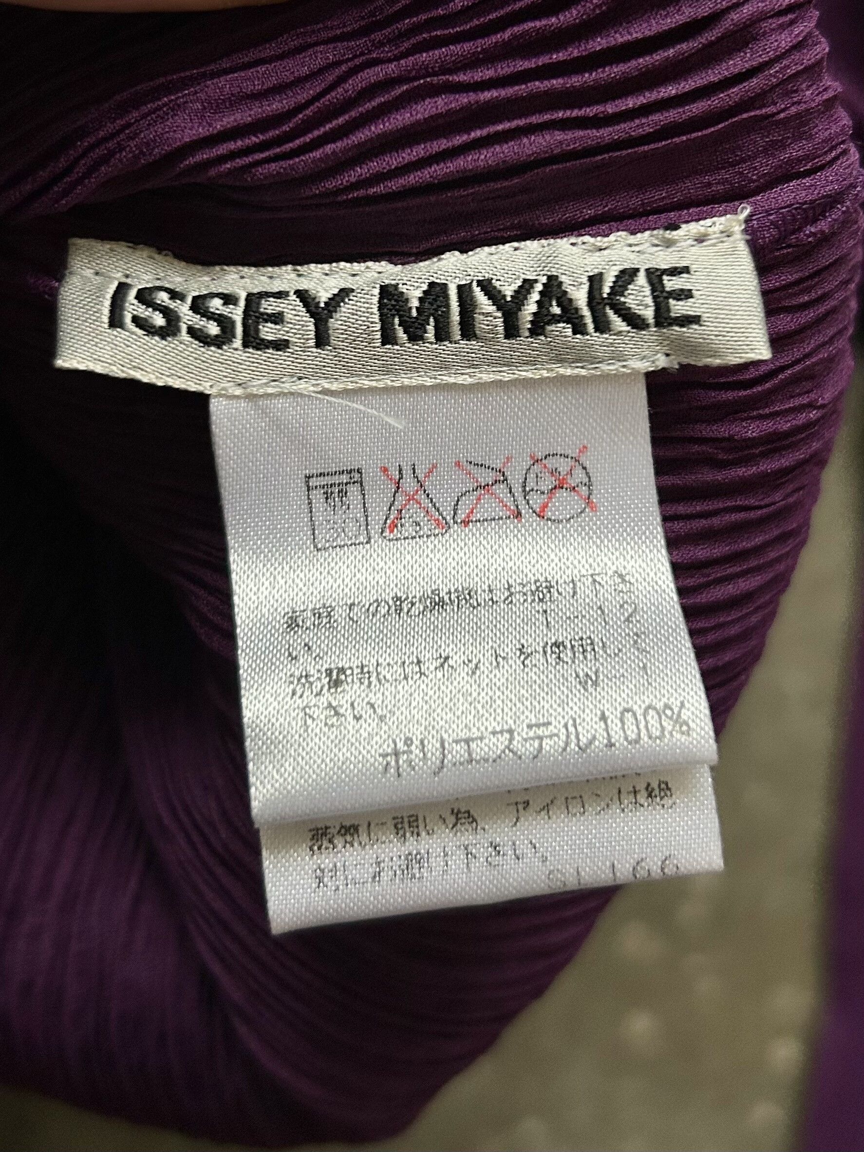 Issey Miyake issey miyake pleated outfit in purple Size M / US 6-8 / IT 42-44 - 8 Thumbnail