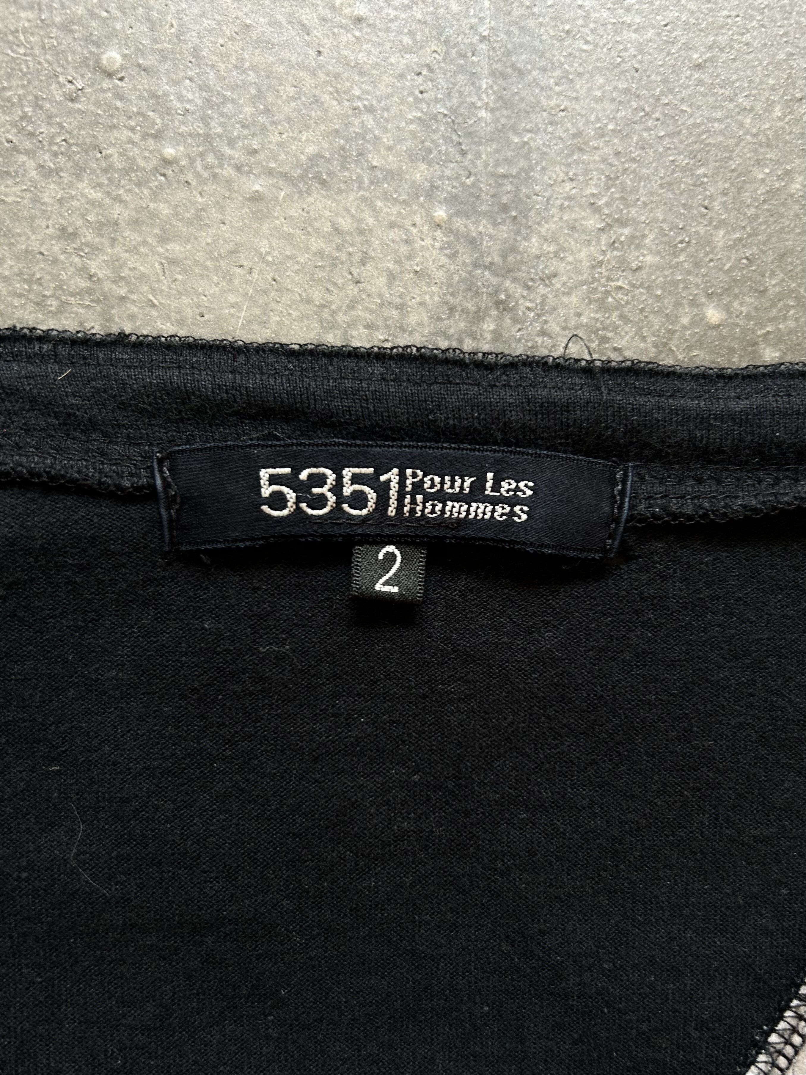 5351 POUR LES FEMMES black long sleeve graphic top Size US M / EU 48-50 / 2 - 5 Thumbnail