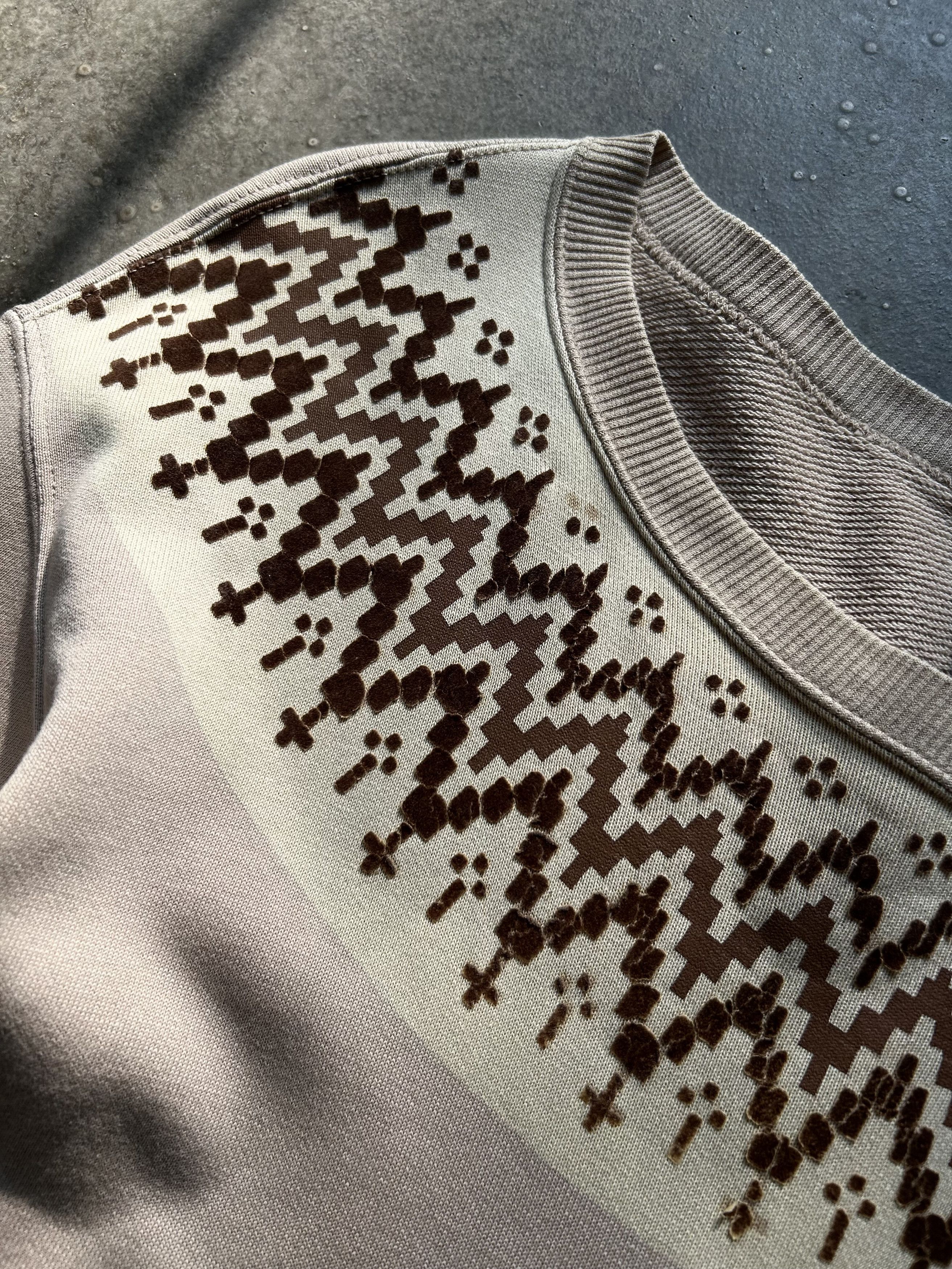 Number (N)ine Number Nineteen Long Sleeve Printed Top Size US L / EU 52-54 / 3 - 3 Thumbnail