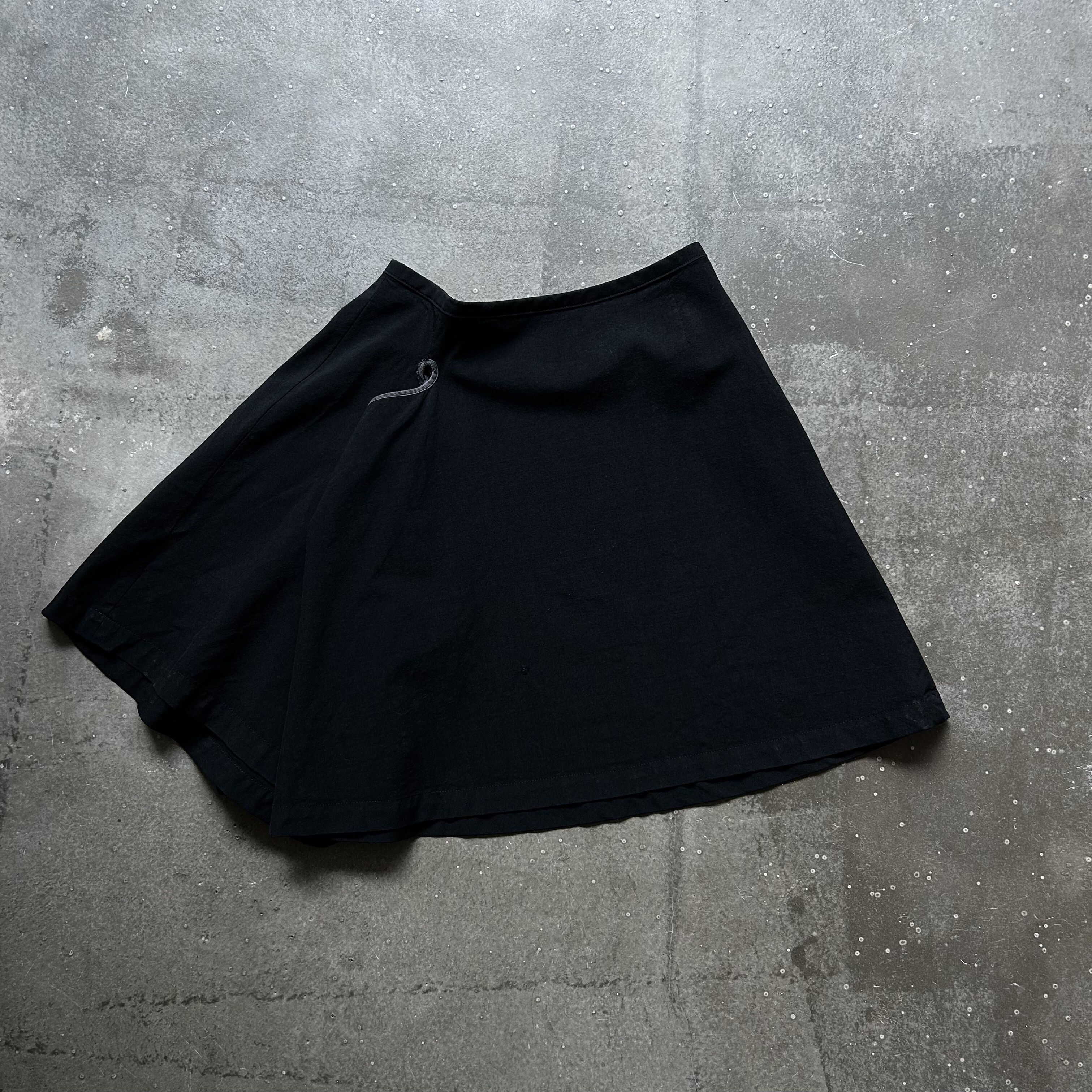 Comme des Garcons comme des garcons asymmetric black skirt Size 22" - 5 Thumbnail
