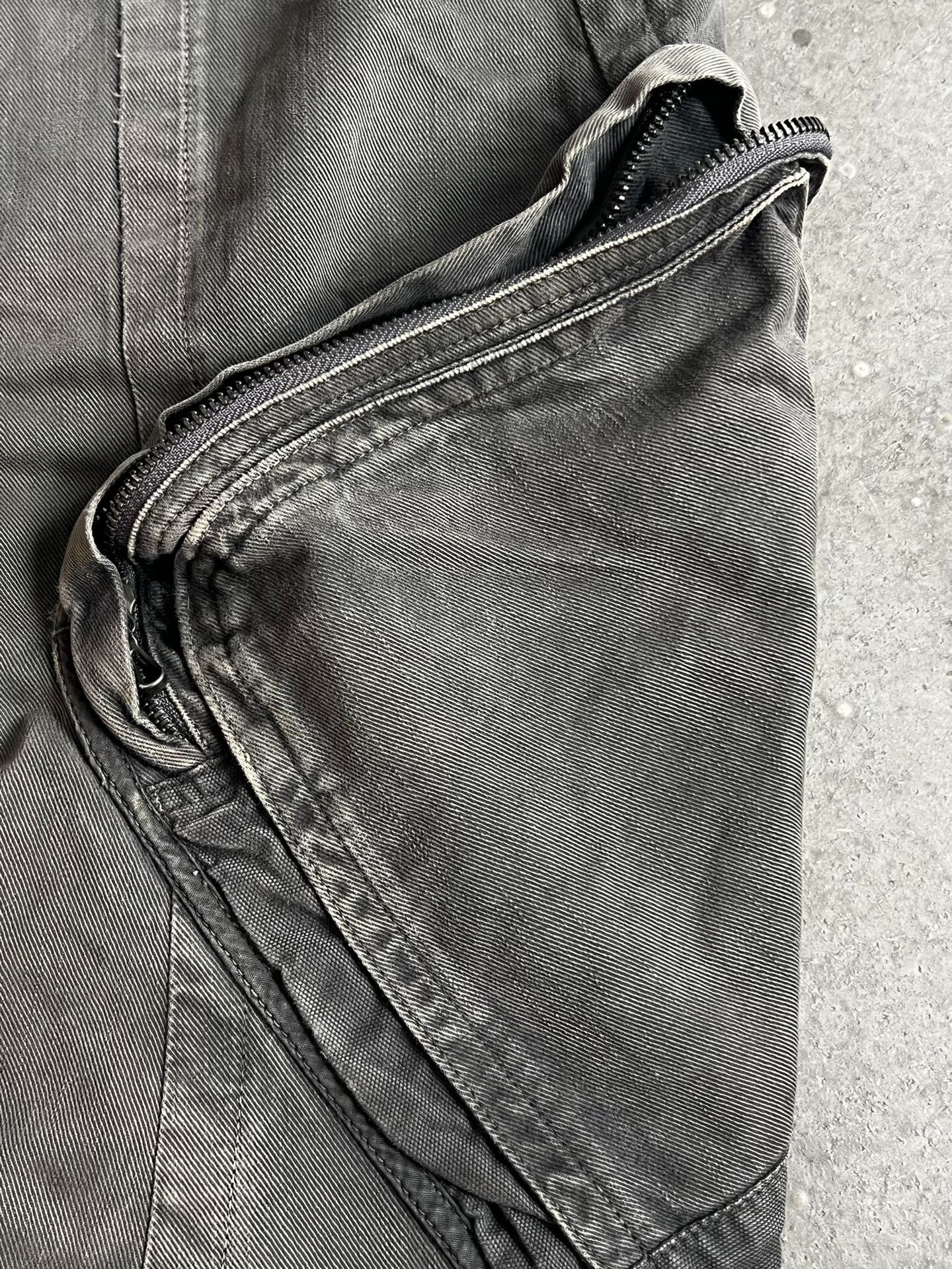 Julius distressed gray tactical cargo pants Size US 34 / EU 50 - 5 Thumbnail