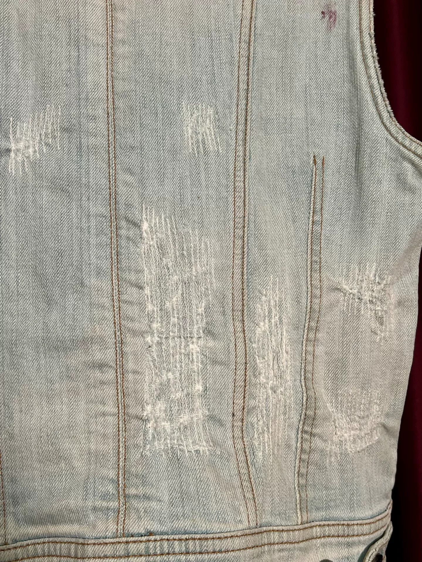 John Galliano John Galliano Distressed Denim Vest with Paint Size M / US 6-8 / IT 42-44 - 7 Thumbnail