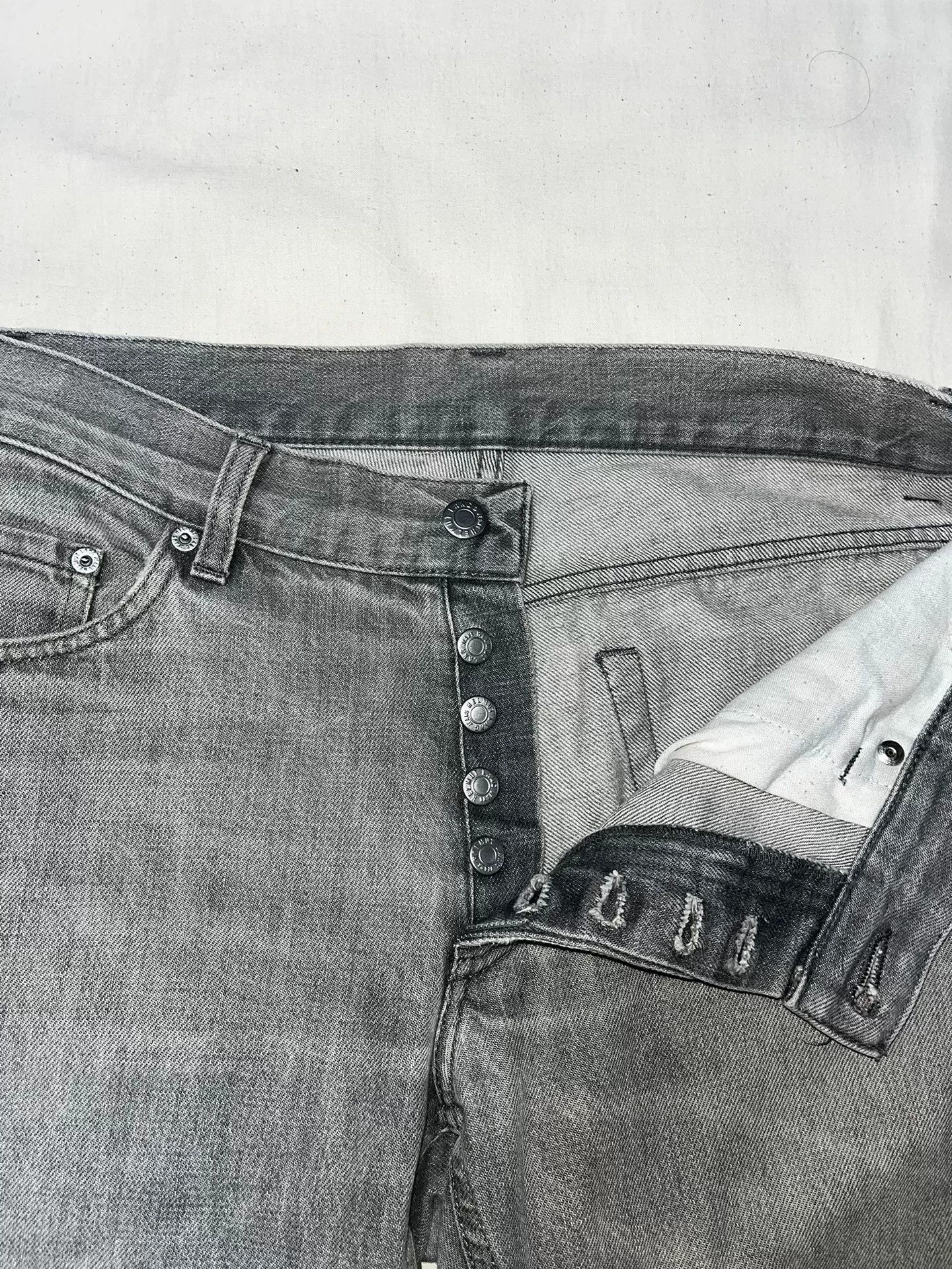 Helmut Lang Helmut Lang Frayed Denim Pants Size M Size US 32 / EU 48 - 3 Thumbnail