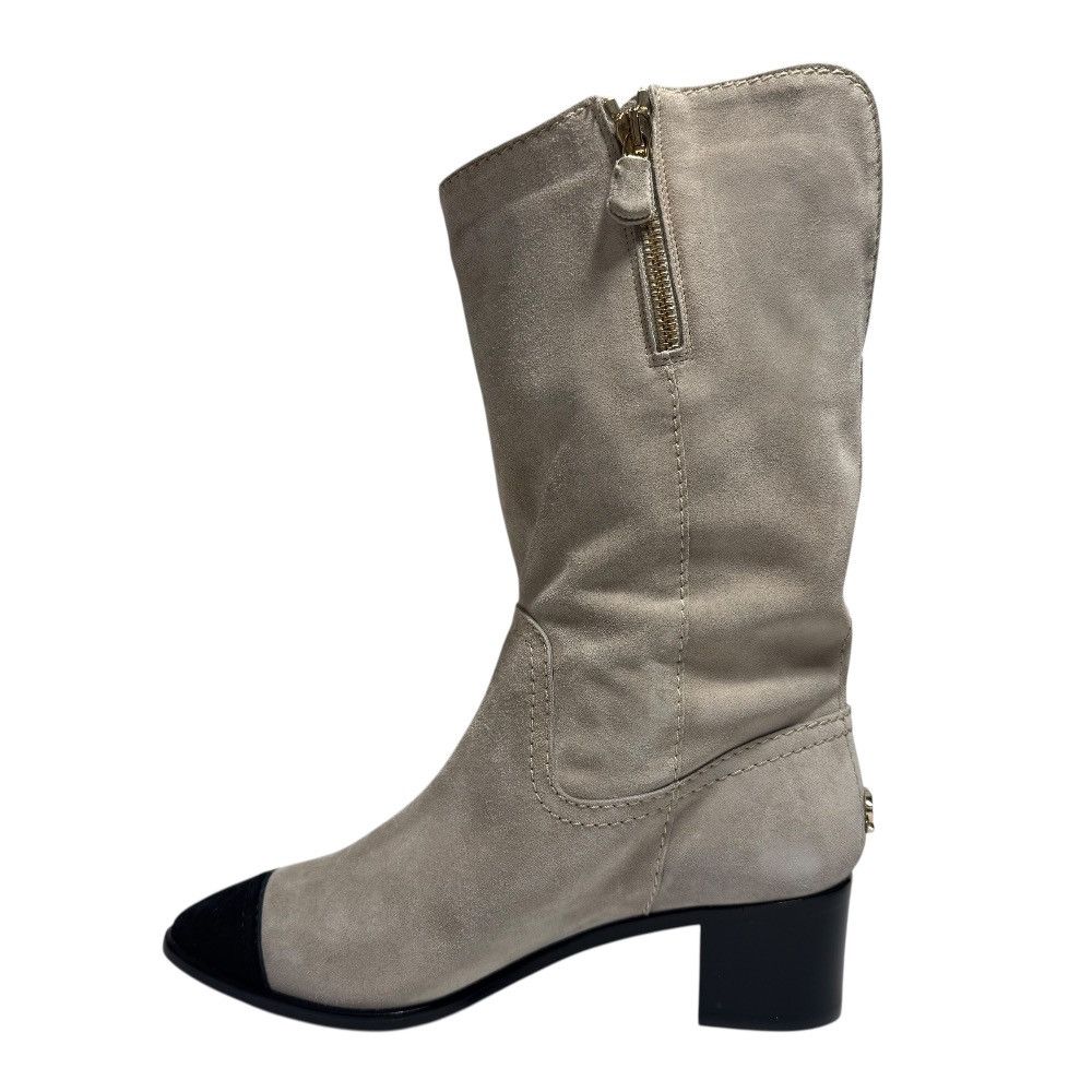 Chanel Chanel Chanel Suede Short Boots Suede Shoes DUTY FREE for USA Size ONE SIZE - 6 Thumbnail