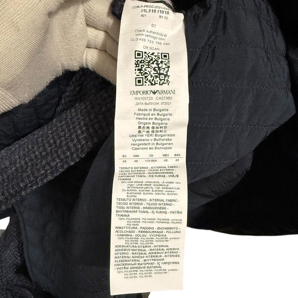 Armani Armani Emporio Armani Reversible Hoodie Coat Others Outerwear DUTY FREE for USA Size ONE SIZE - 9 Thumbnail